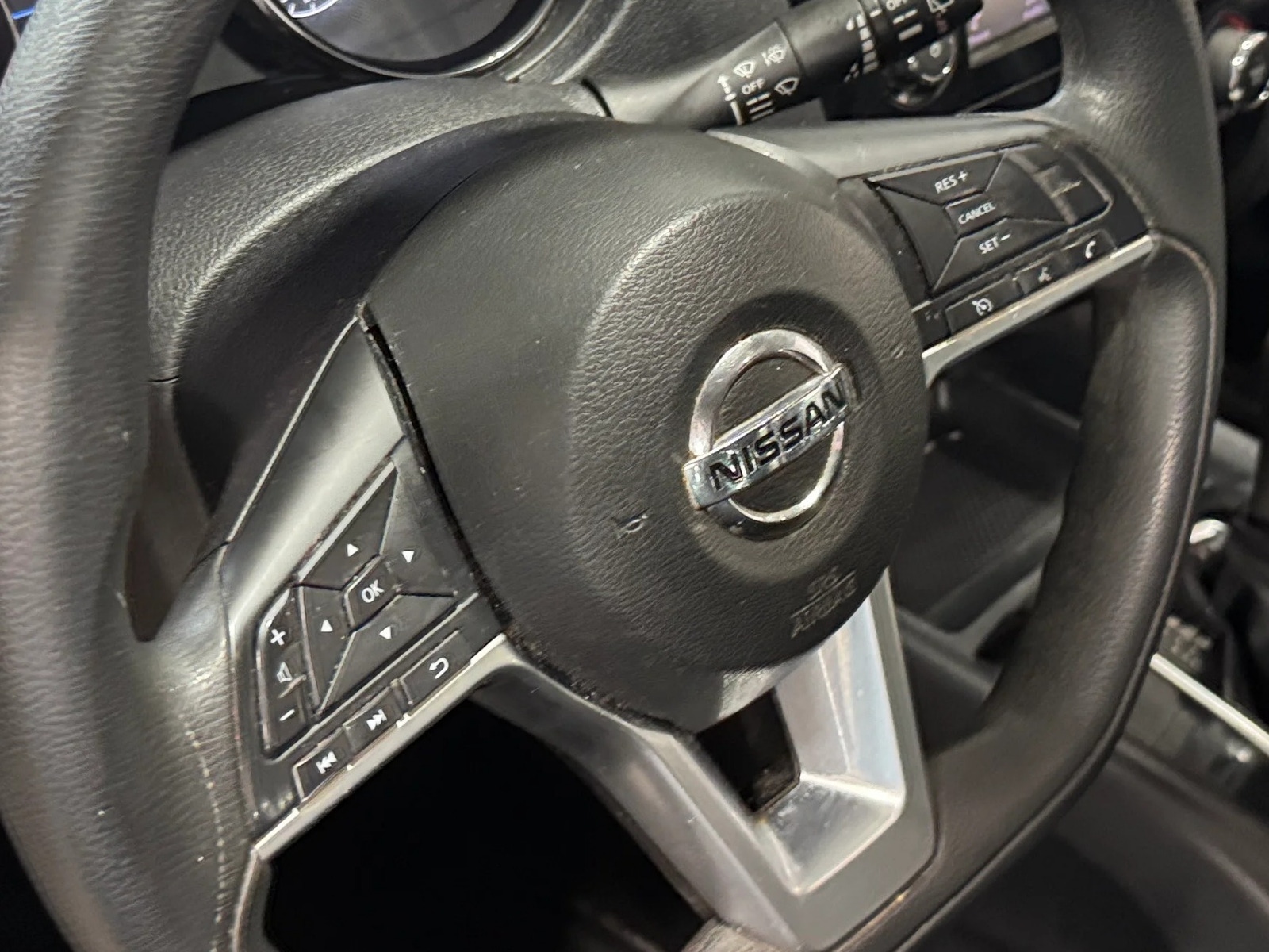 Thumbnail: 2018 Nissan Rogue - 5