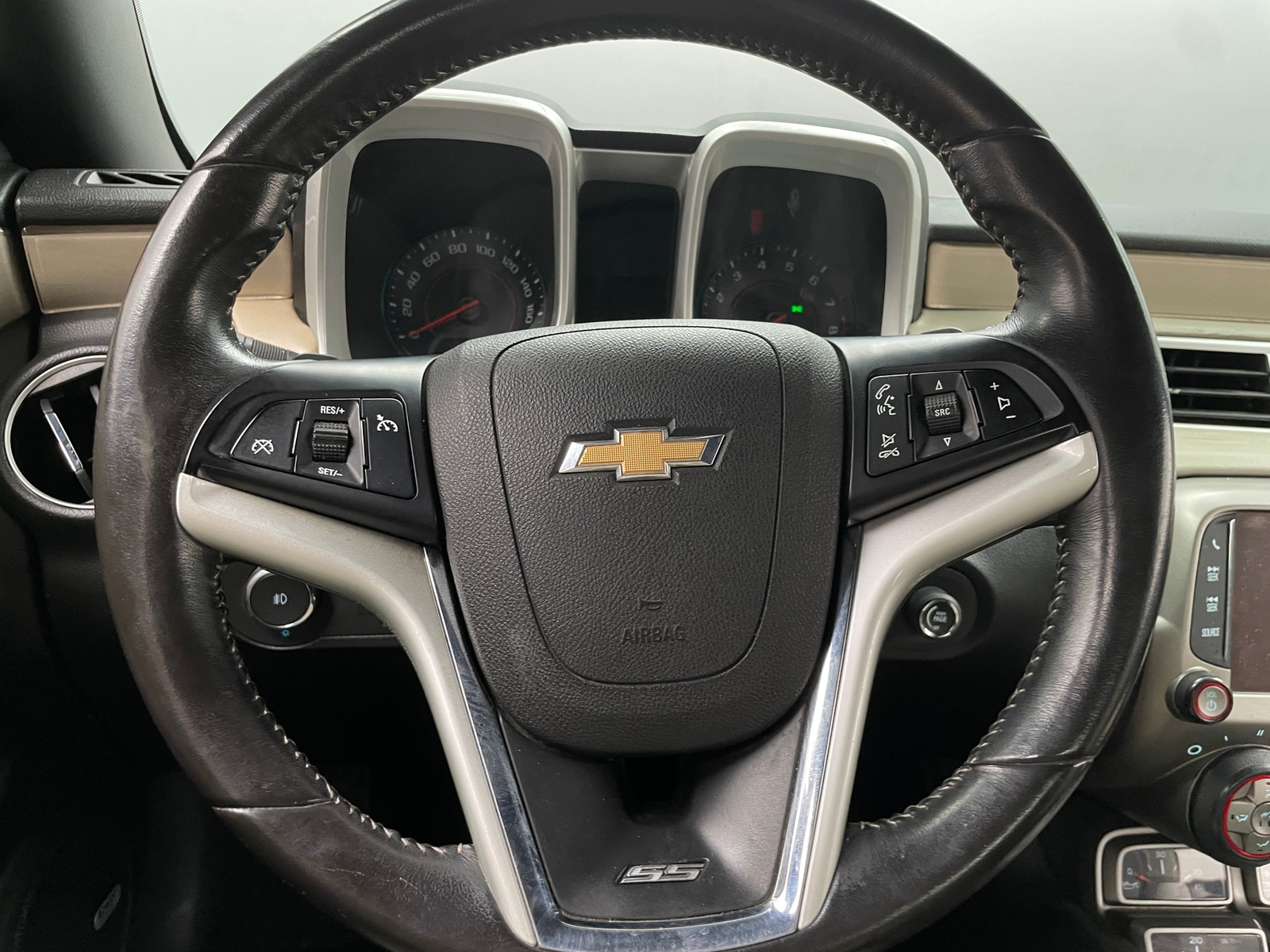 Thumbnail: 2015 Chevrolet Camaro - 3