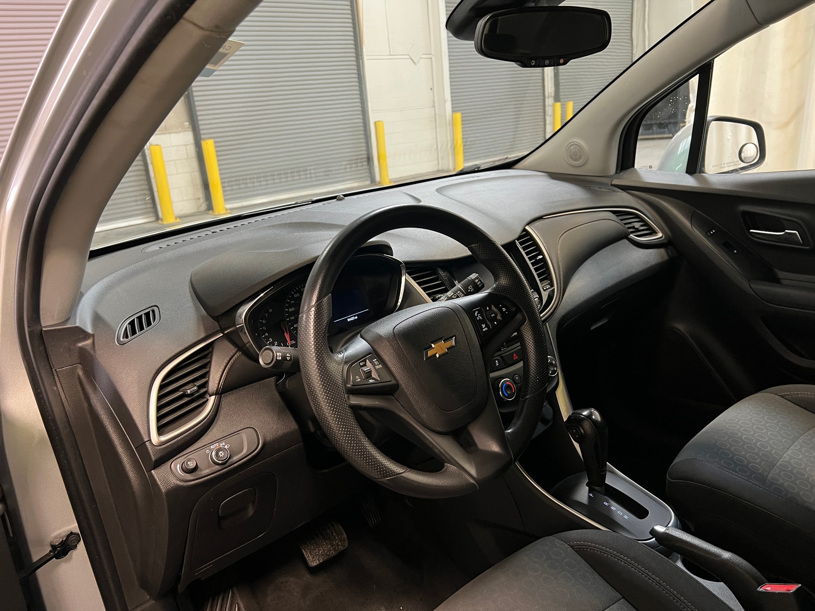 Thumbnail: 2020 Chevrolet Trax - 3