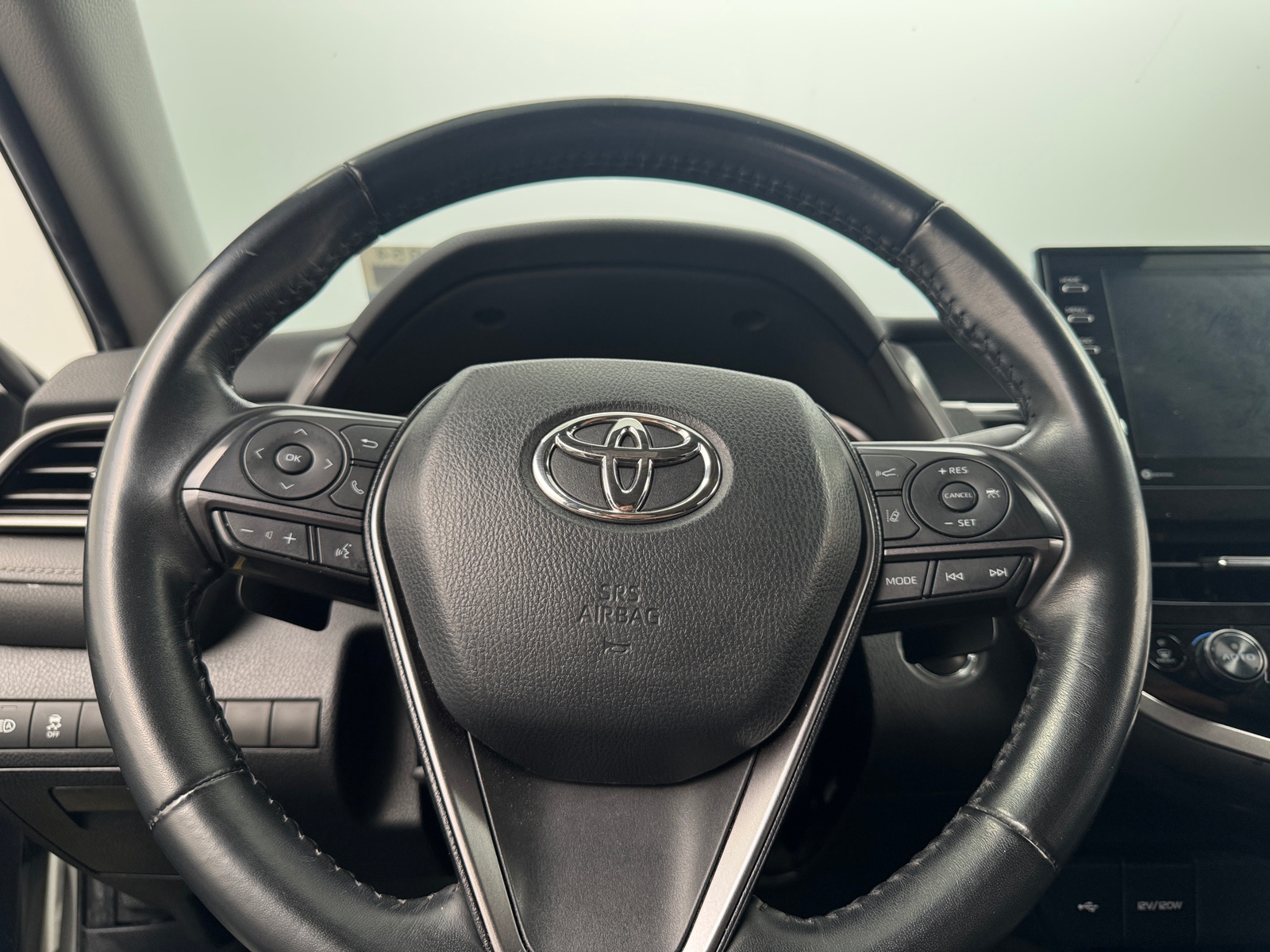Thumbnail: 2022 Toyota Camry - 5