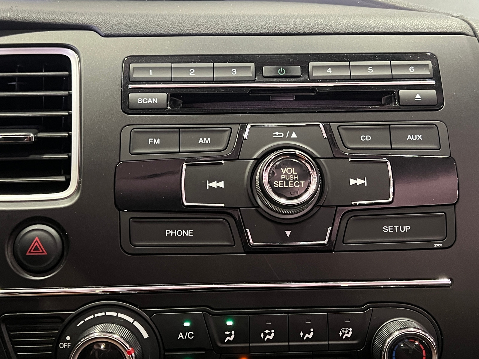 Thumbnail: 2014 Honda Civic - 4