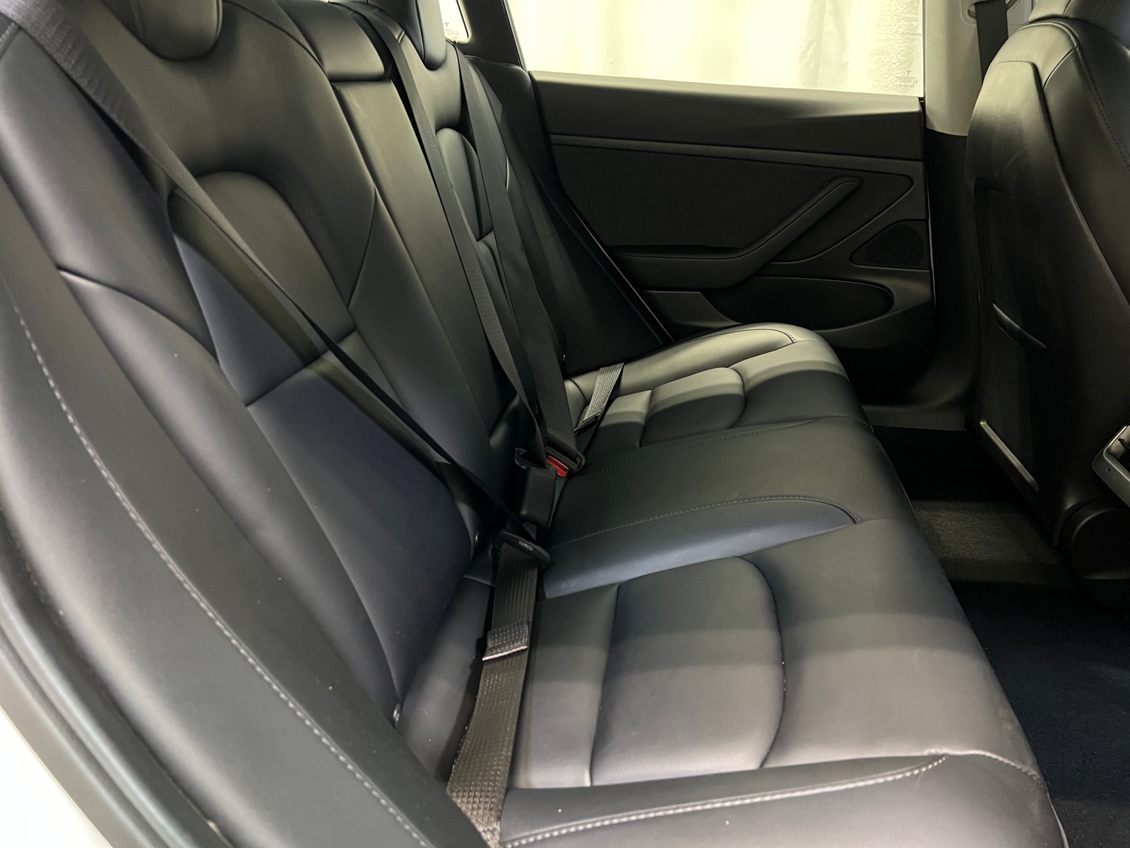 Thumbnail: 2021 Tesla Model 3 - 4