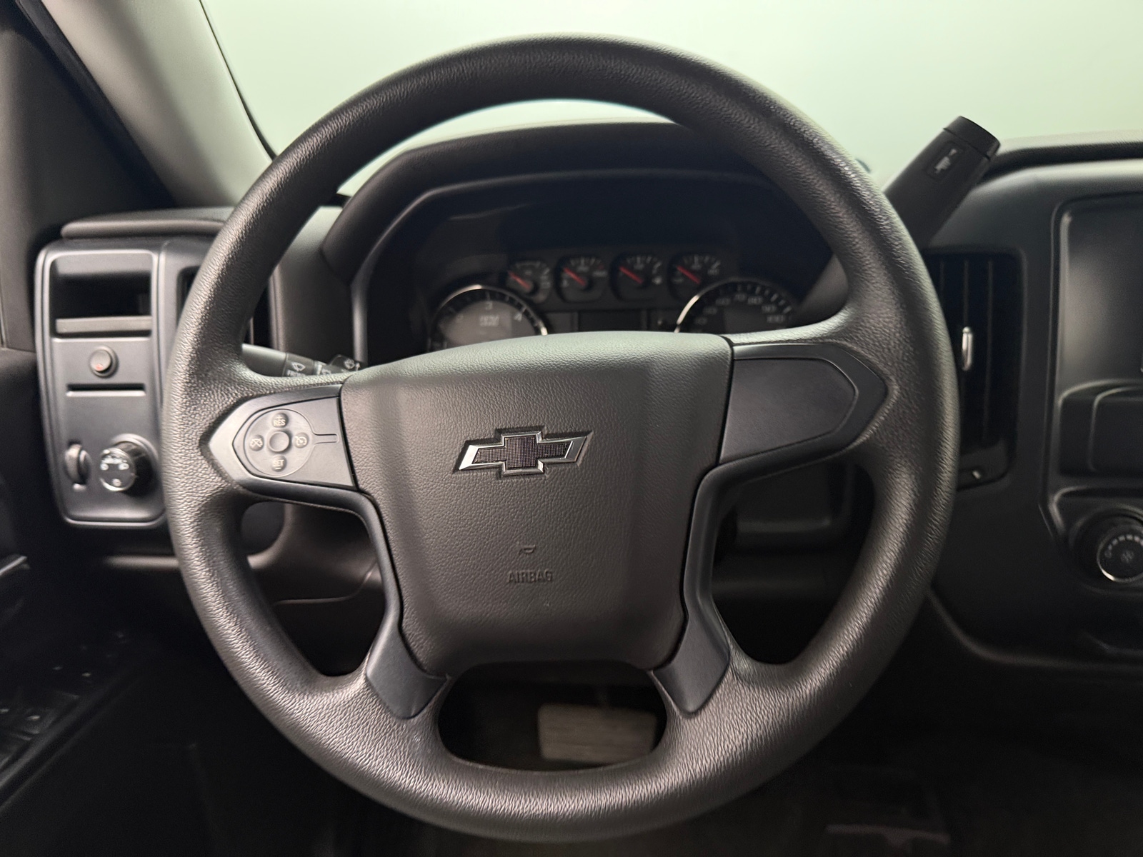 Thumbnail: 2018 Chevrolet Silverado 1500 - 5