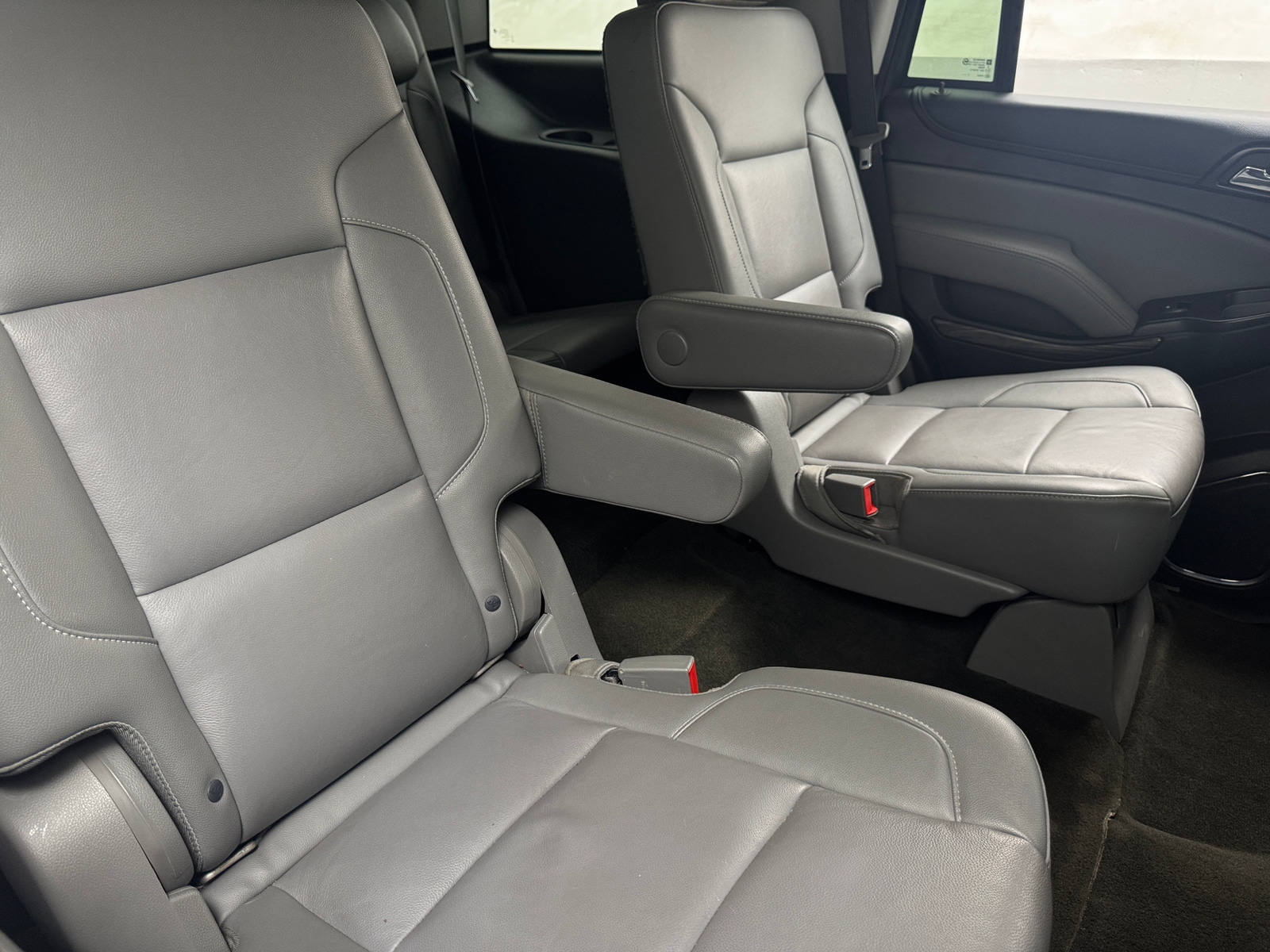 Thumbnail: 2018 Chevrolet Tahoe - 5
