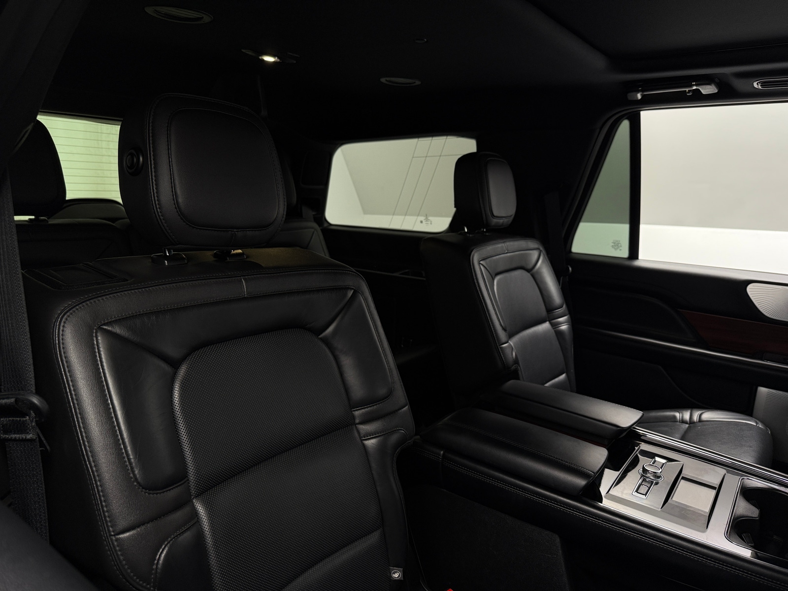 Thumbnail: 2018 Lincoln Navigator - 5