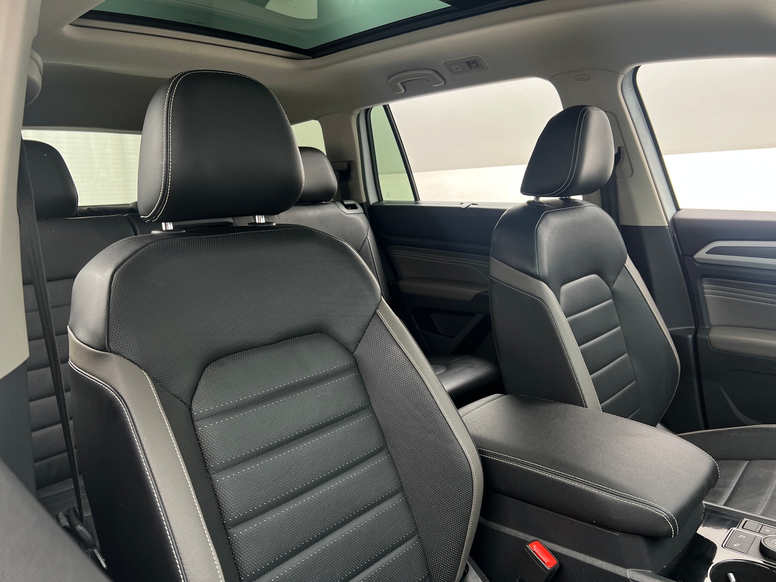 Thumbnail: 2022 Volkswagen Atlas - 2
