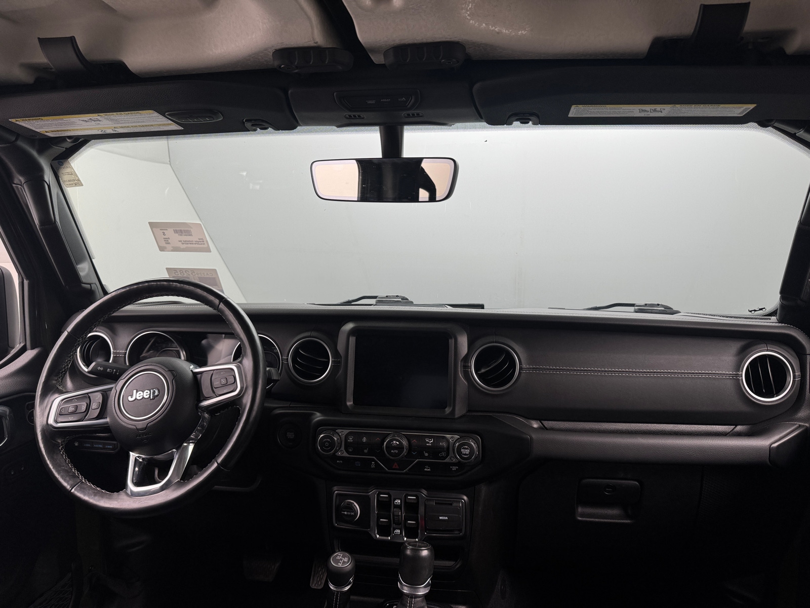 Thumbnail: 2022 Jeep Wrangler - 3