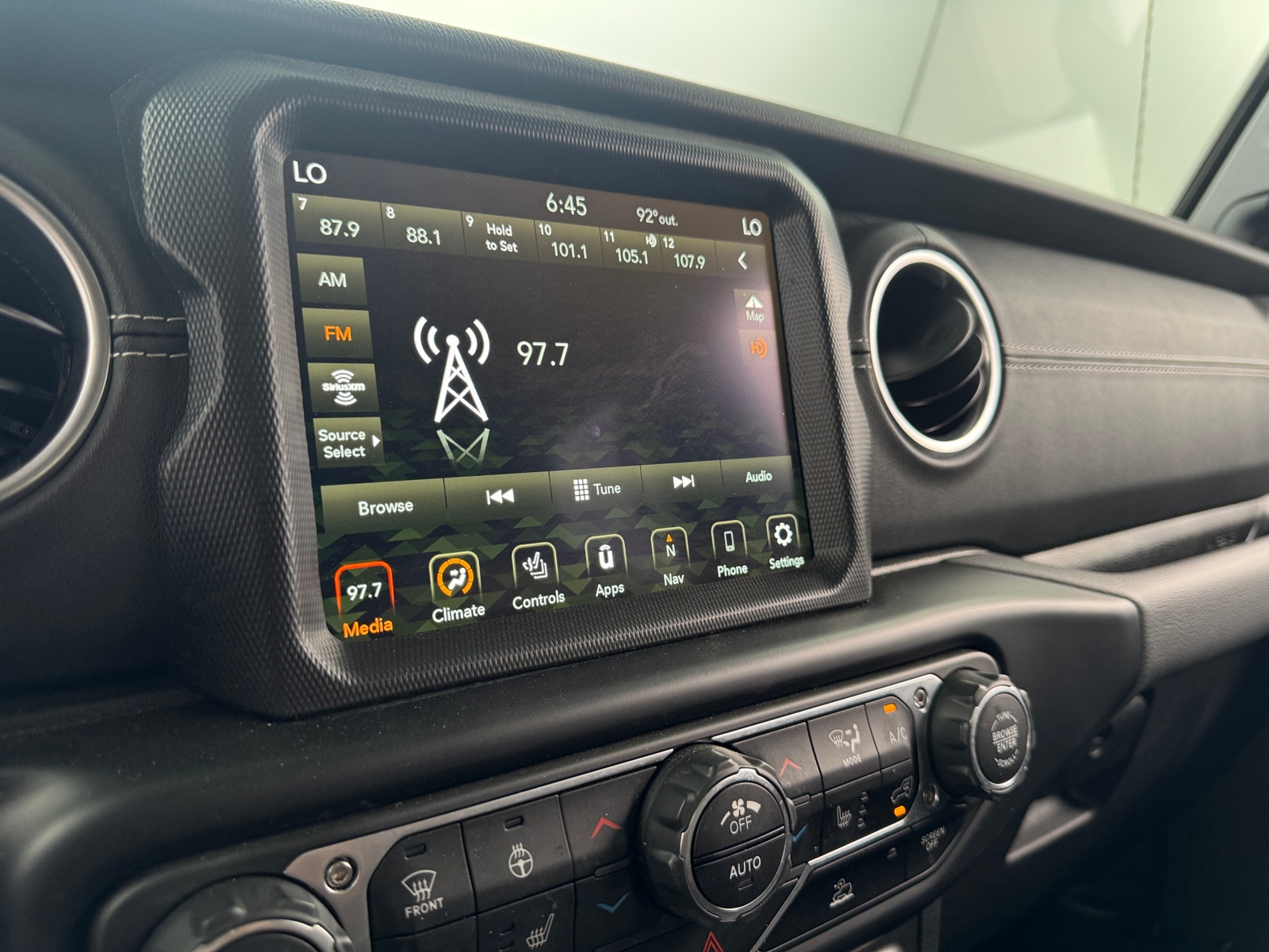 Thumbnail: 2022 Jeep Wrangler - 4