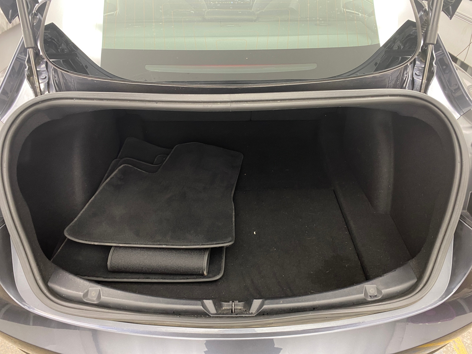 Thumbnail: 2018 Tesla Model 3 - 6