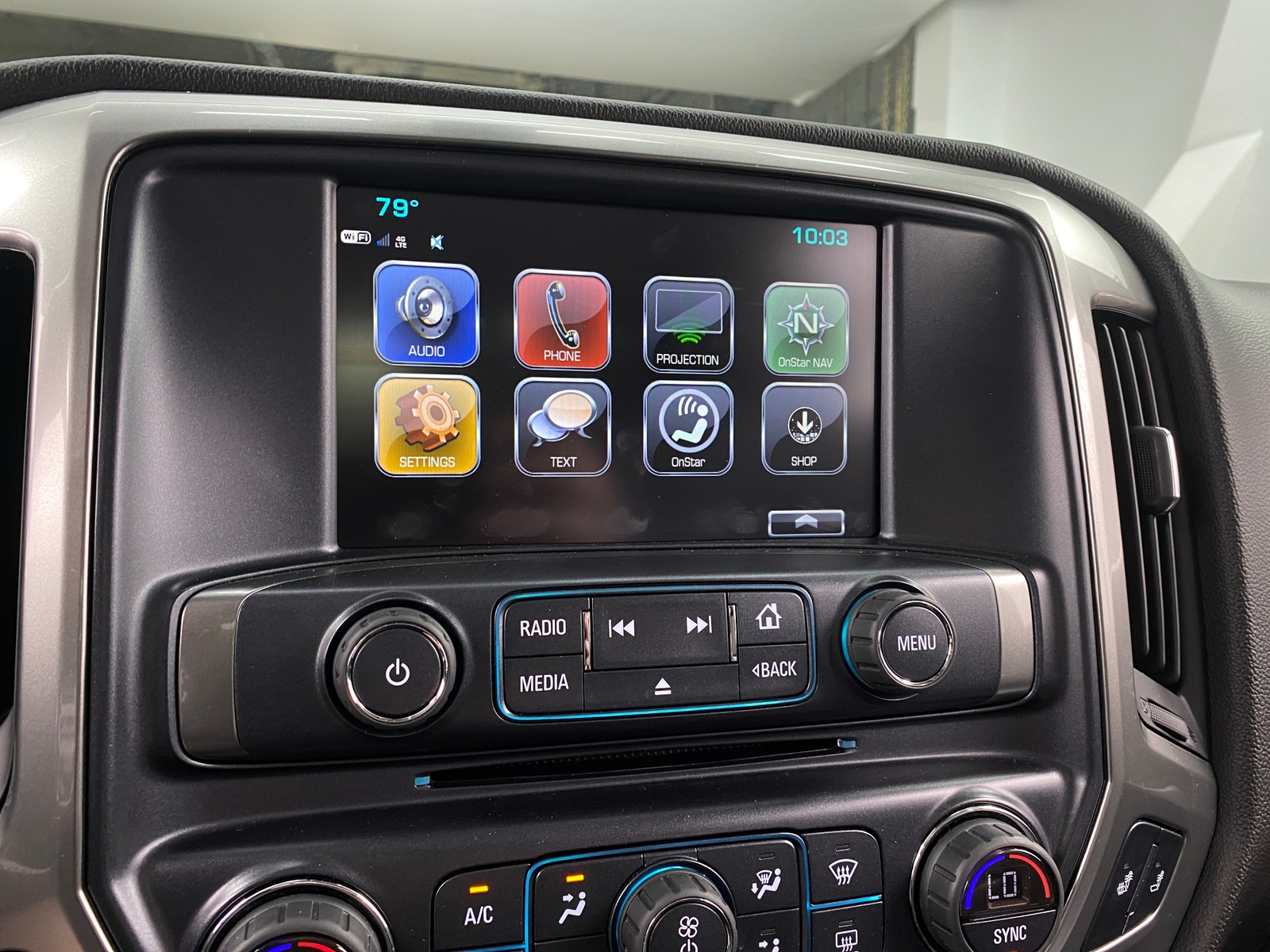 Thumbnail: 2017 Chevrolet Silverado 1500 - 4