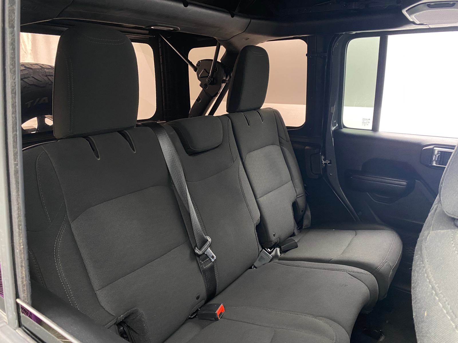Thumbnail: 2018 Jeep Wrangler - 6