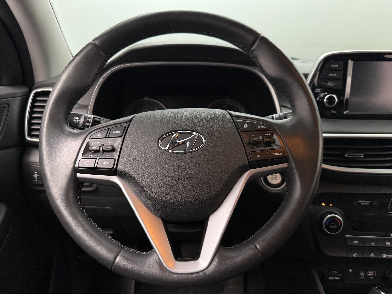 Thumbnail: 2020 Hyundai Tucson - 4