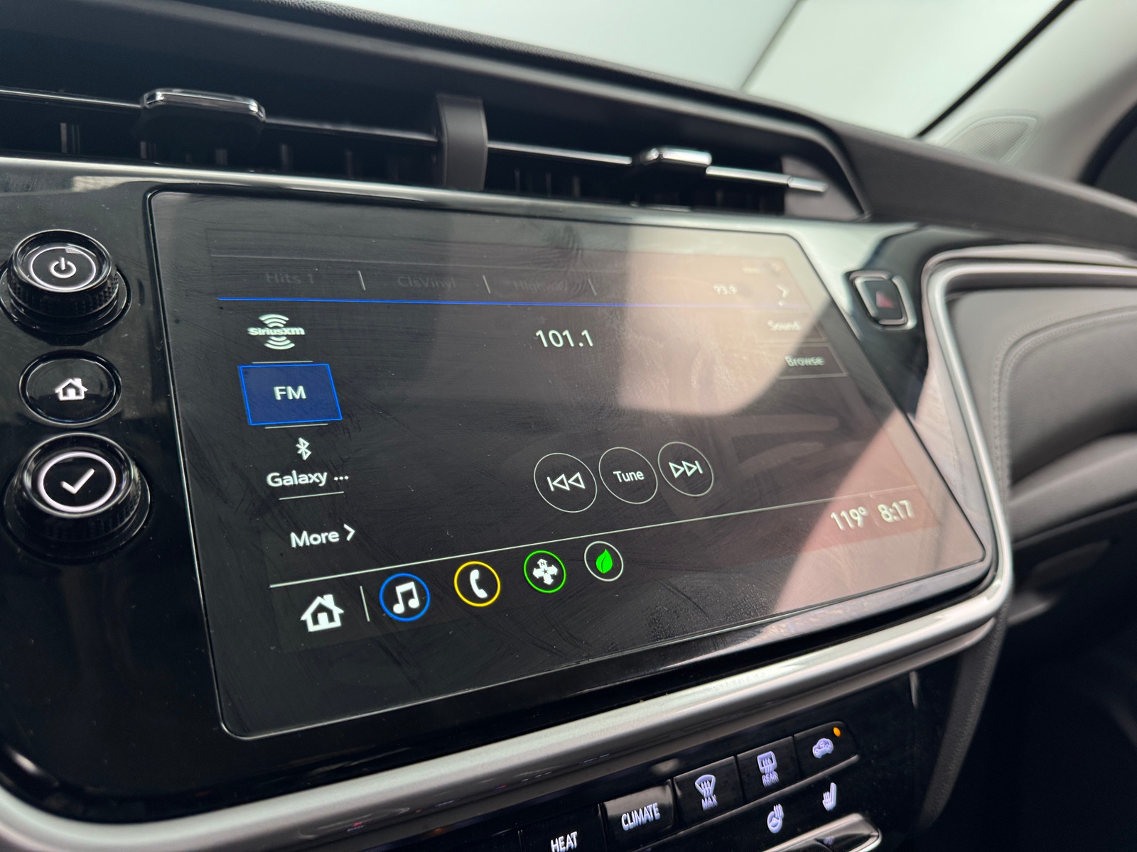 Thumbnail: 2023 Chevrolet Bolt EUV - 4