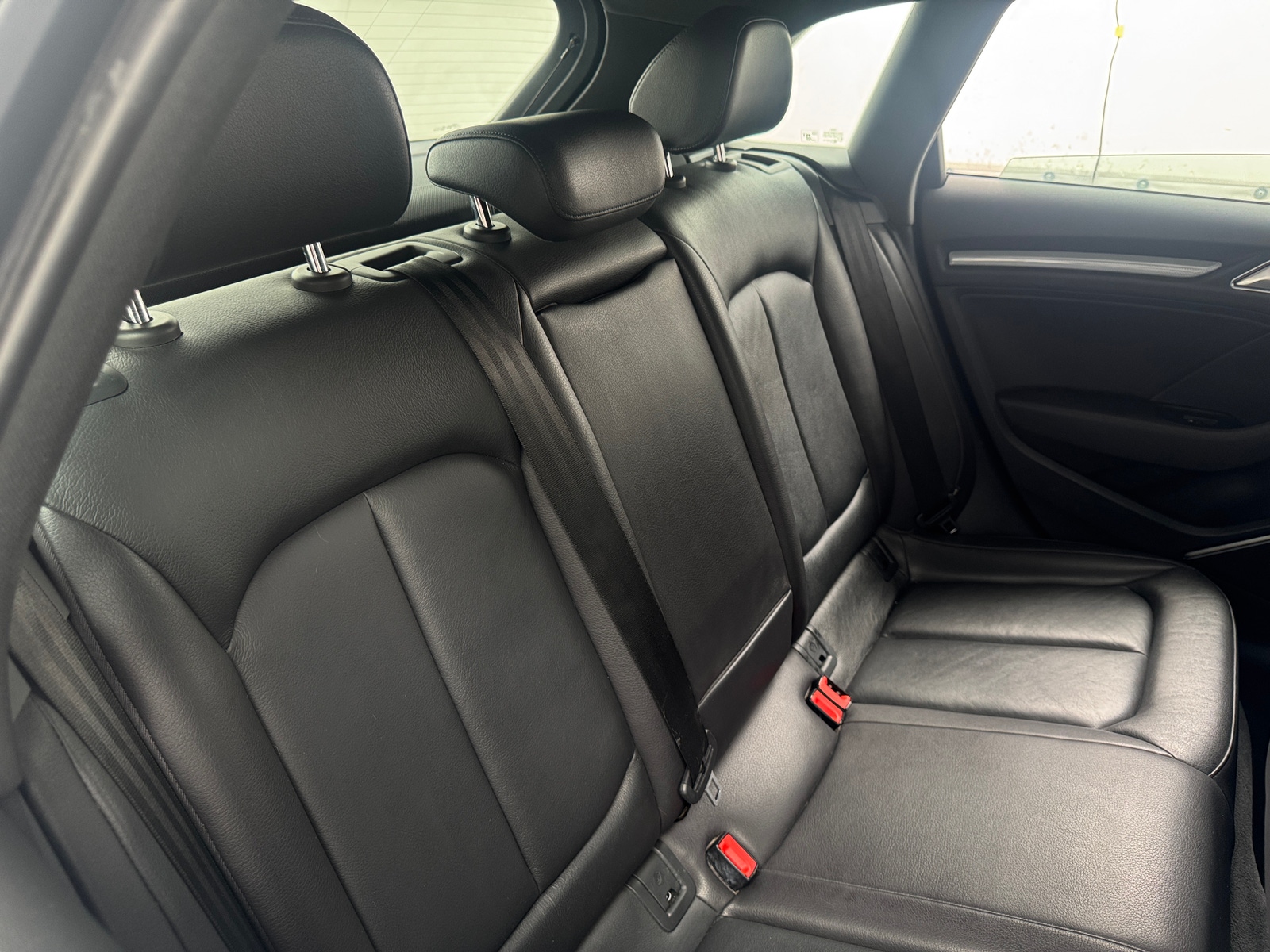 Thumbnail: 2016 Audi A3 e-tron - 5