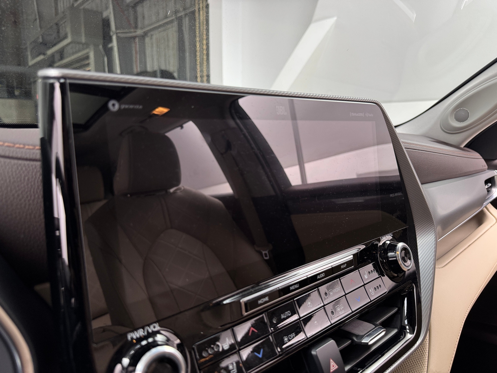 Thumbnail: 2021 Toyota Highlander - 3
