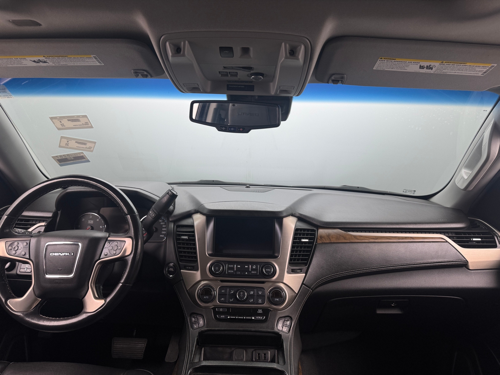 Thumbnail: 2019 GMC Yukon XL - 2