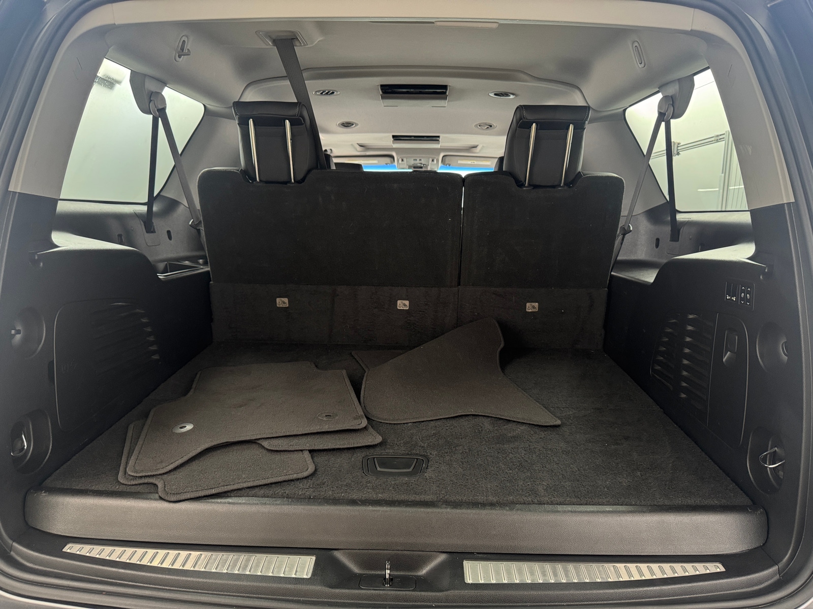 Thumbnail: 2019 GMC Yukon XL - 6