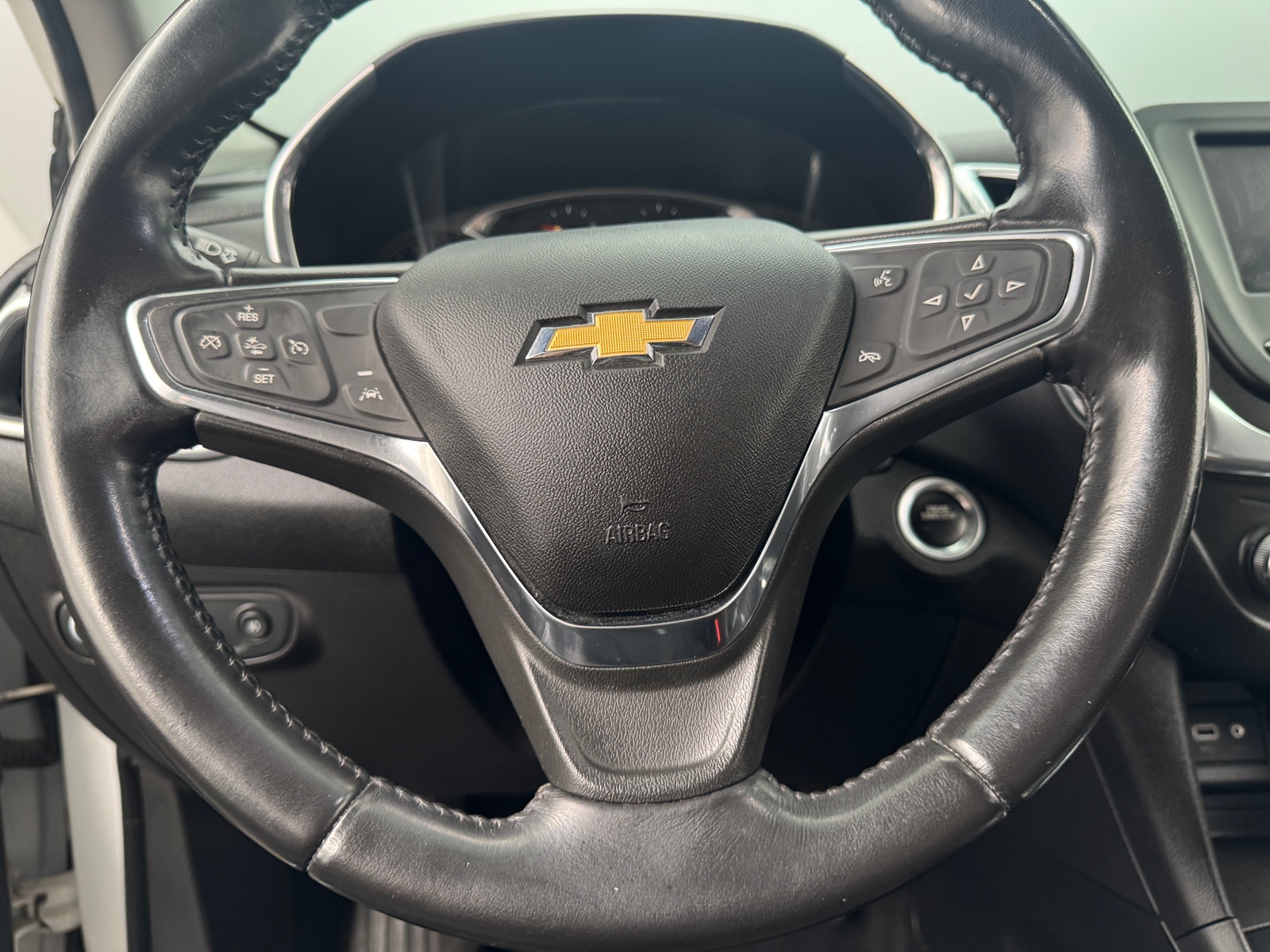 Thumbnail: 2020 Chevrolet Equinox - 5