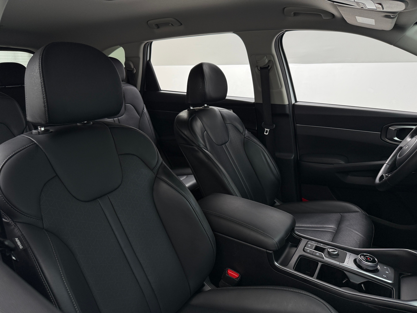 Thumbnail: 2023 Kia Sorento - 2