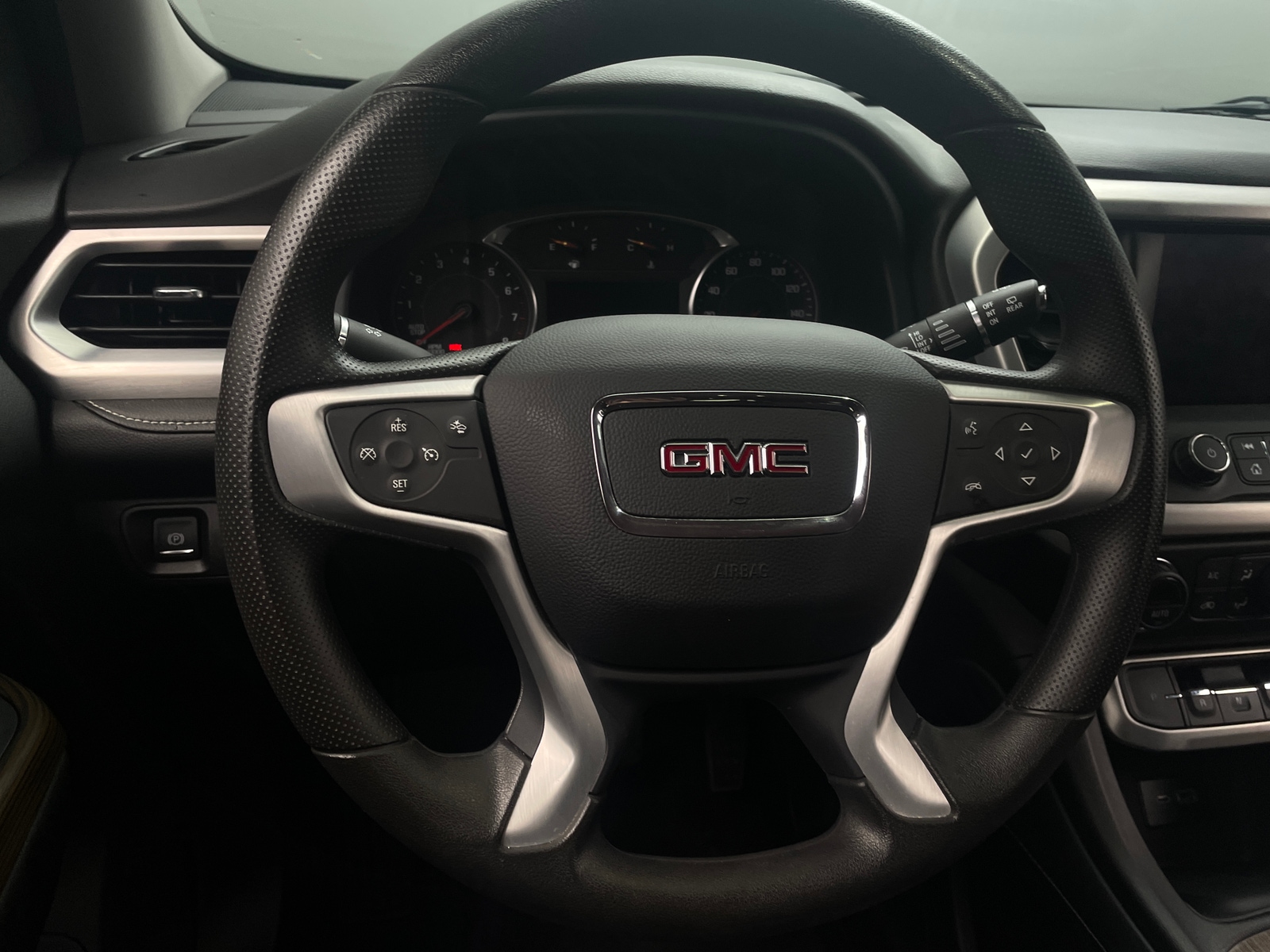 Thumbnail: 2023 GMC Acadia - 5