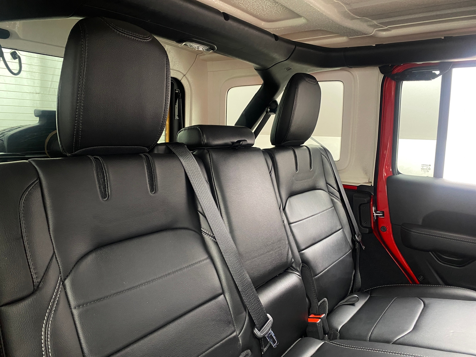 Thumbnail: 2022 Jeep Wrangler - 5
