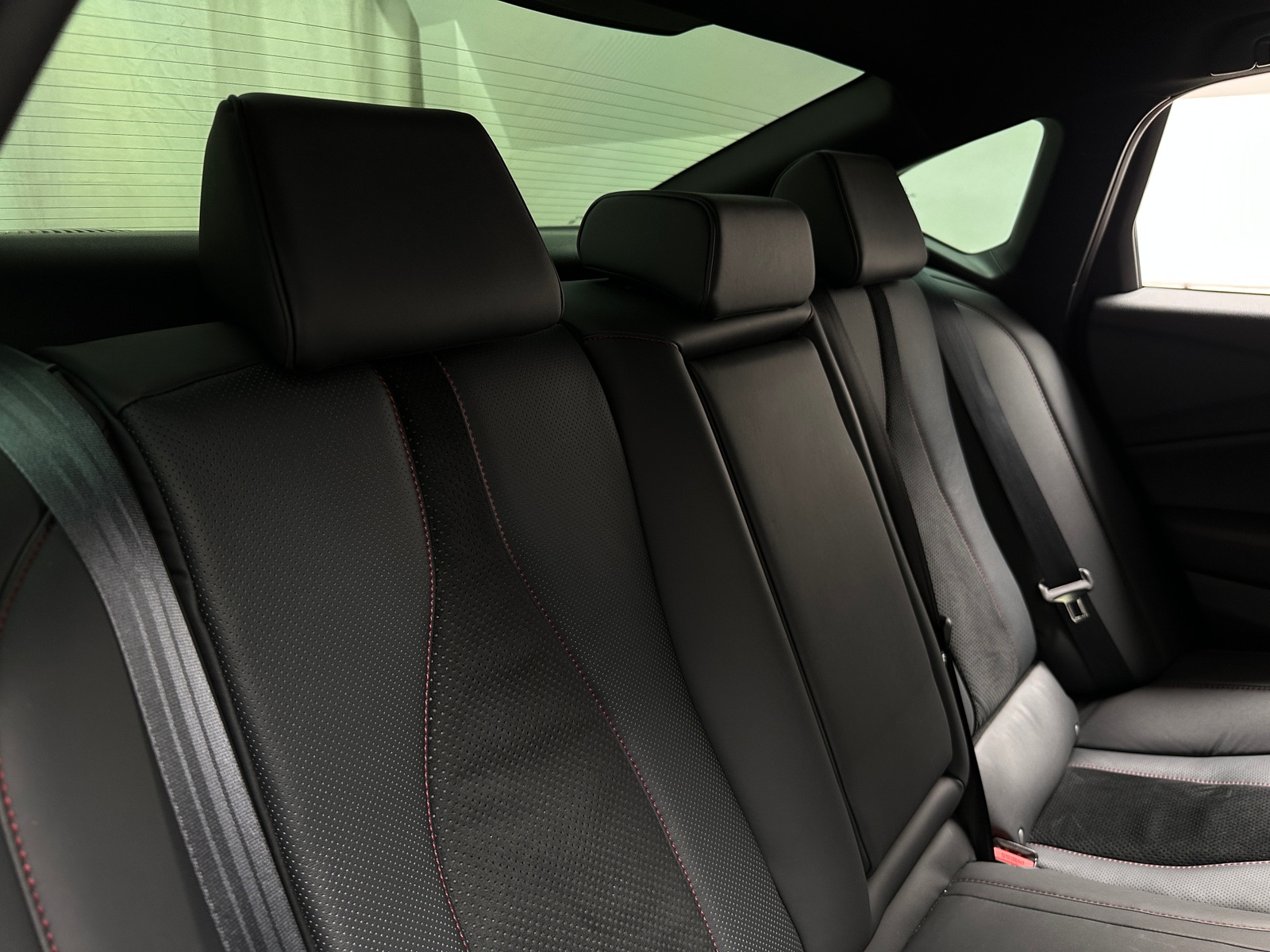 Thumbnail: 2022 Acura TLX - 5