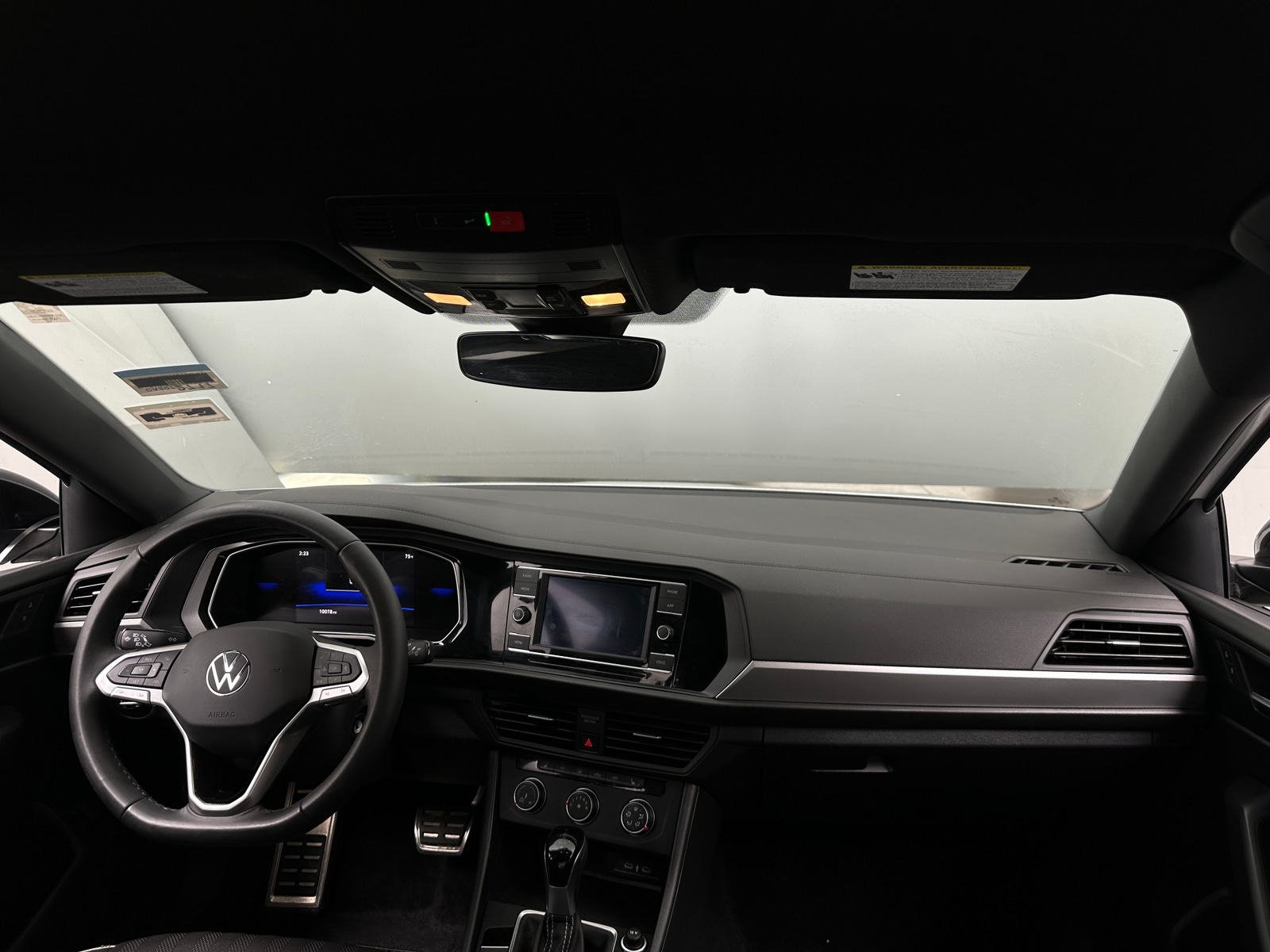 Thumbnail: 2024 Volkswagen Jetta - 3