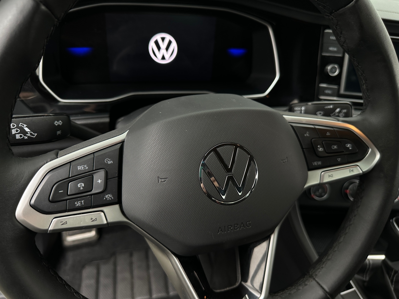 Thumbnail: 2024 Volkswagen Jetta - 5