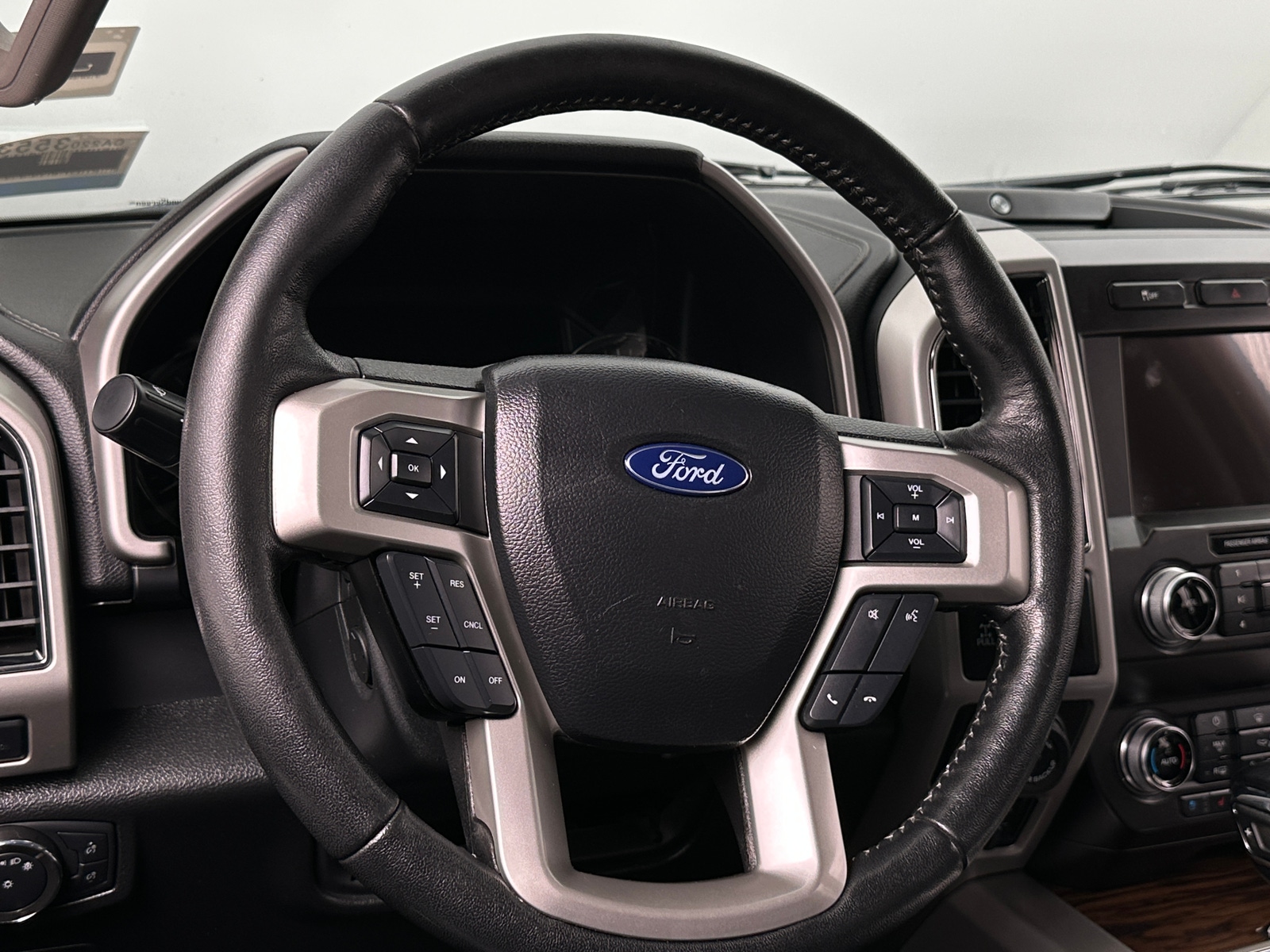 Thumbnail: 2020 Ford Econoline - 4