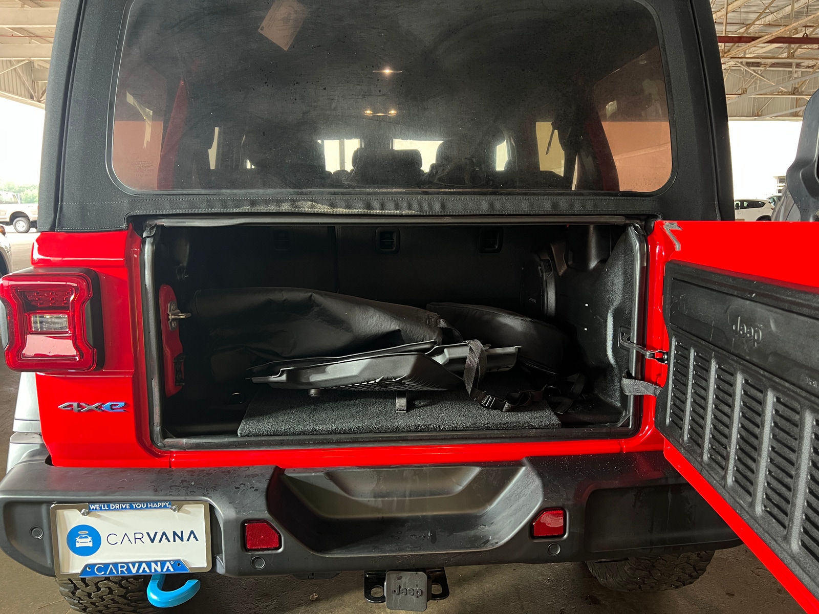 Thumbnail: 2022 Jeep Wrangler - 7