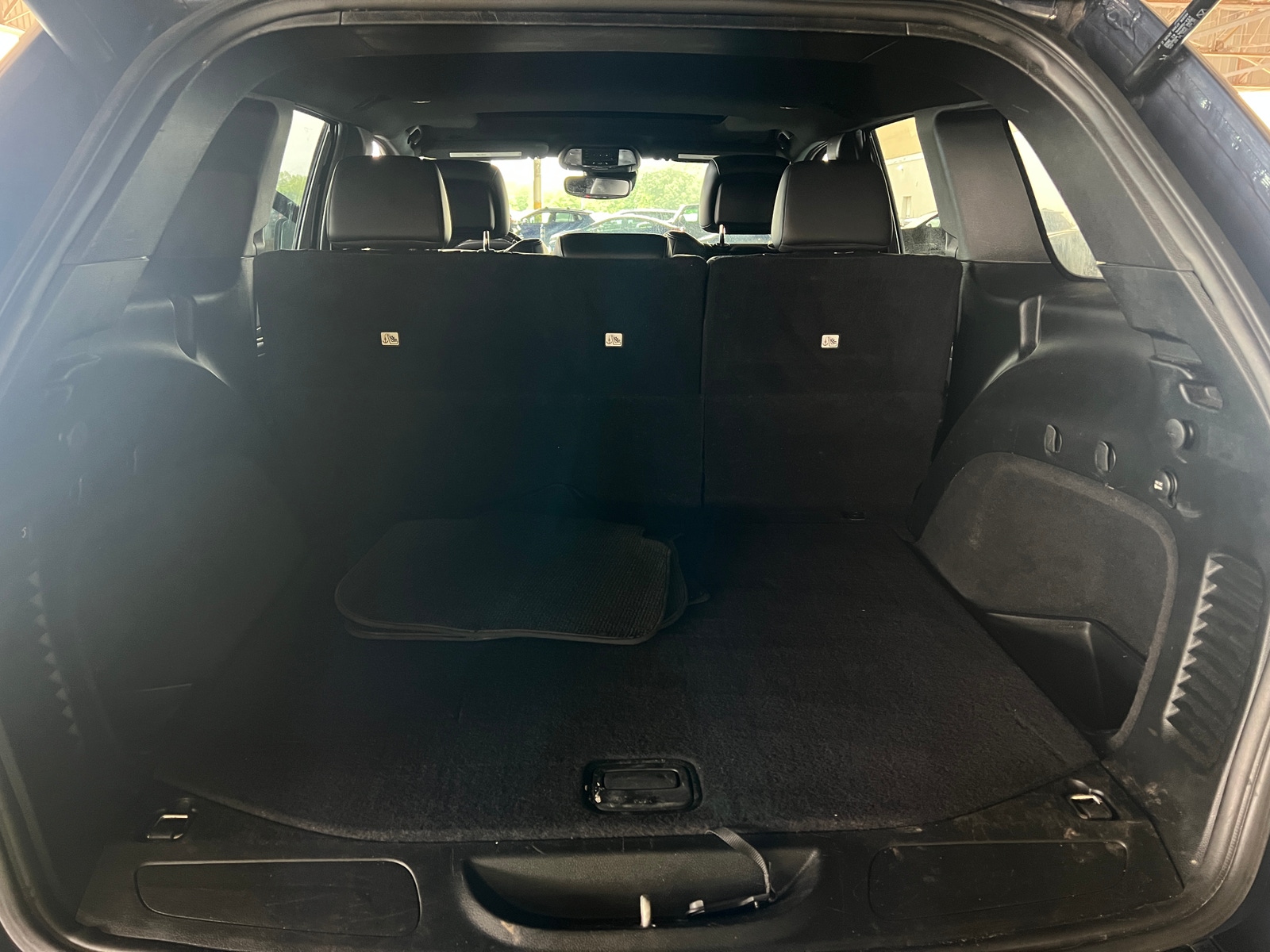 Thumbnail: 2021 Jeep Grand Cherokee - 6