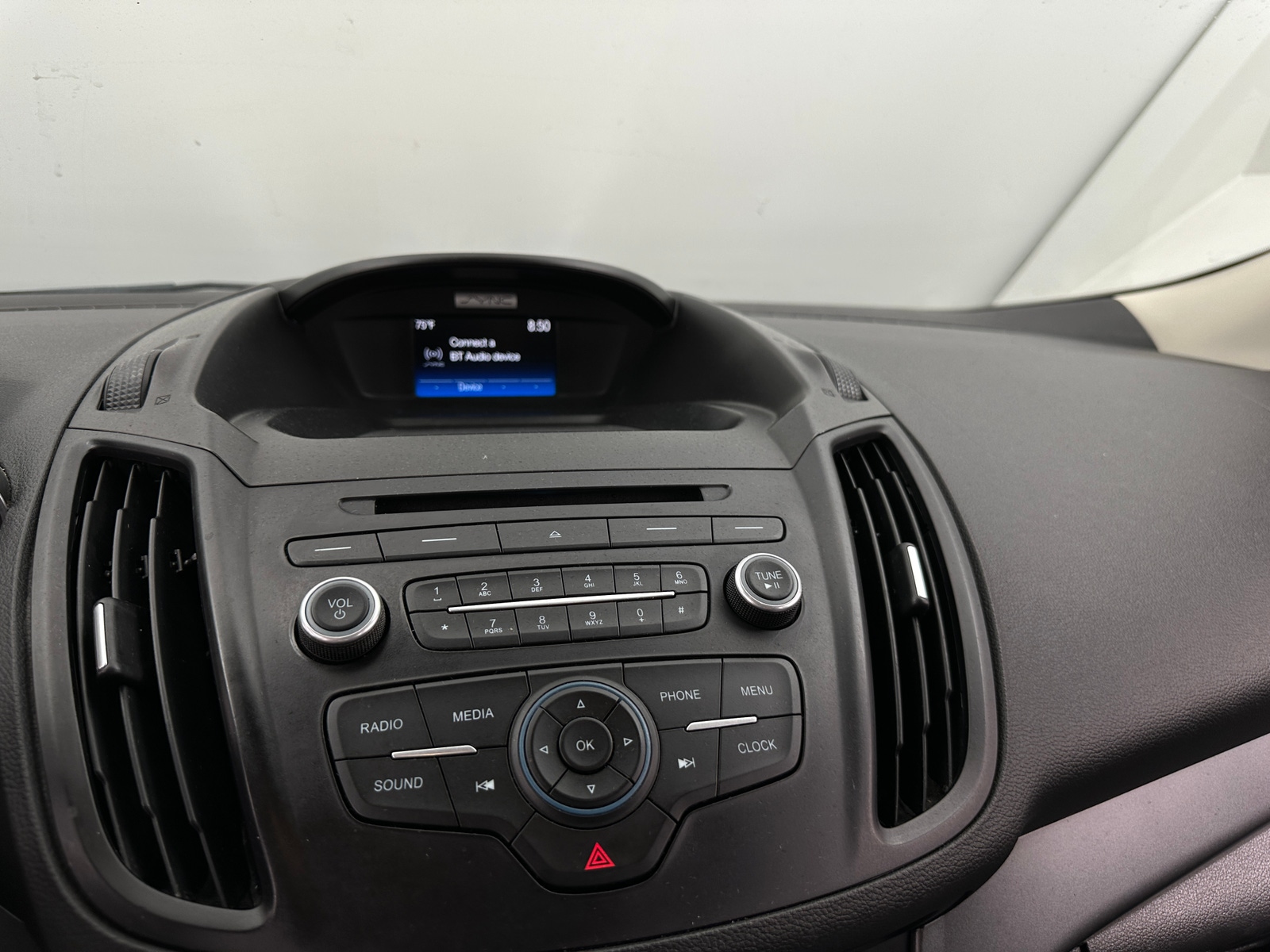 Thumbnail: 2017 Ford Escape - 4