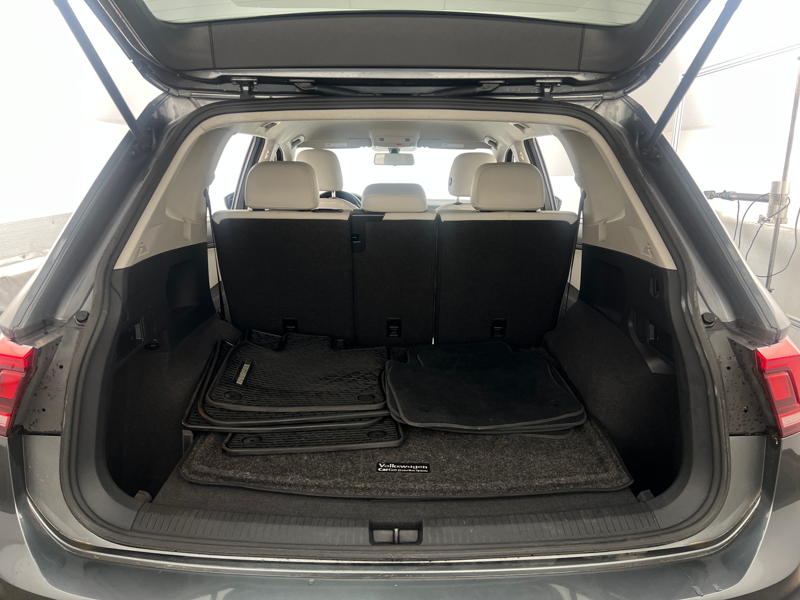 Thumbnail: 2018 Volkswagen Tiguan - 6