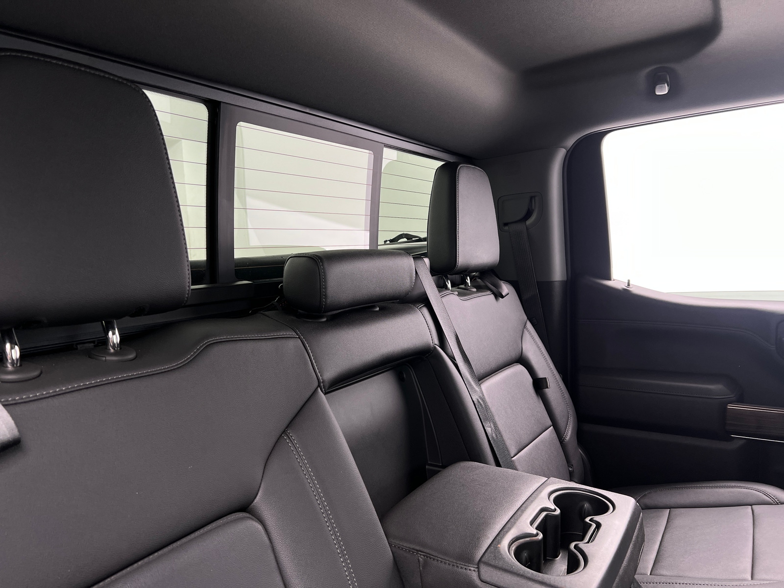 Thumbnail: 2022 Chevrolet Silverado 1500 - 6