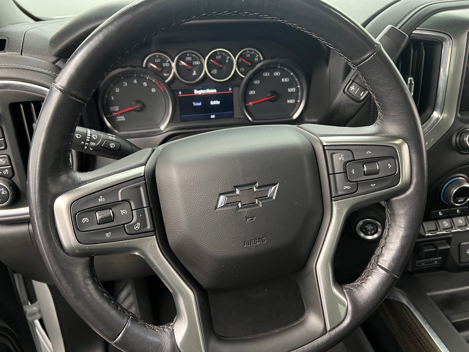 Thumbnail: 2022 Chevrolet Silverado 1500 - 5
