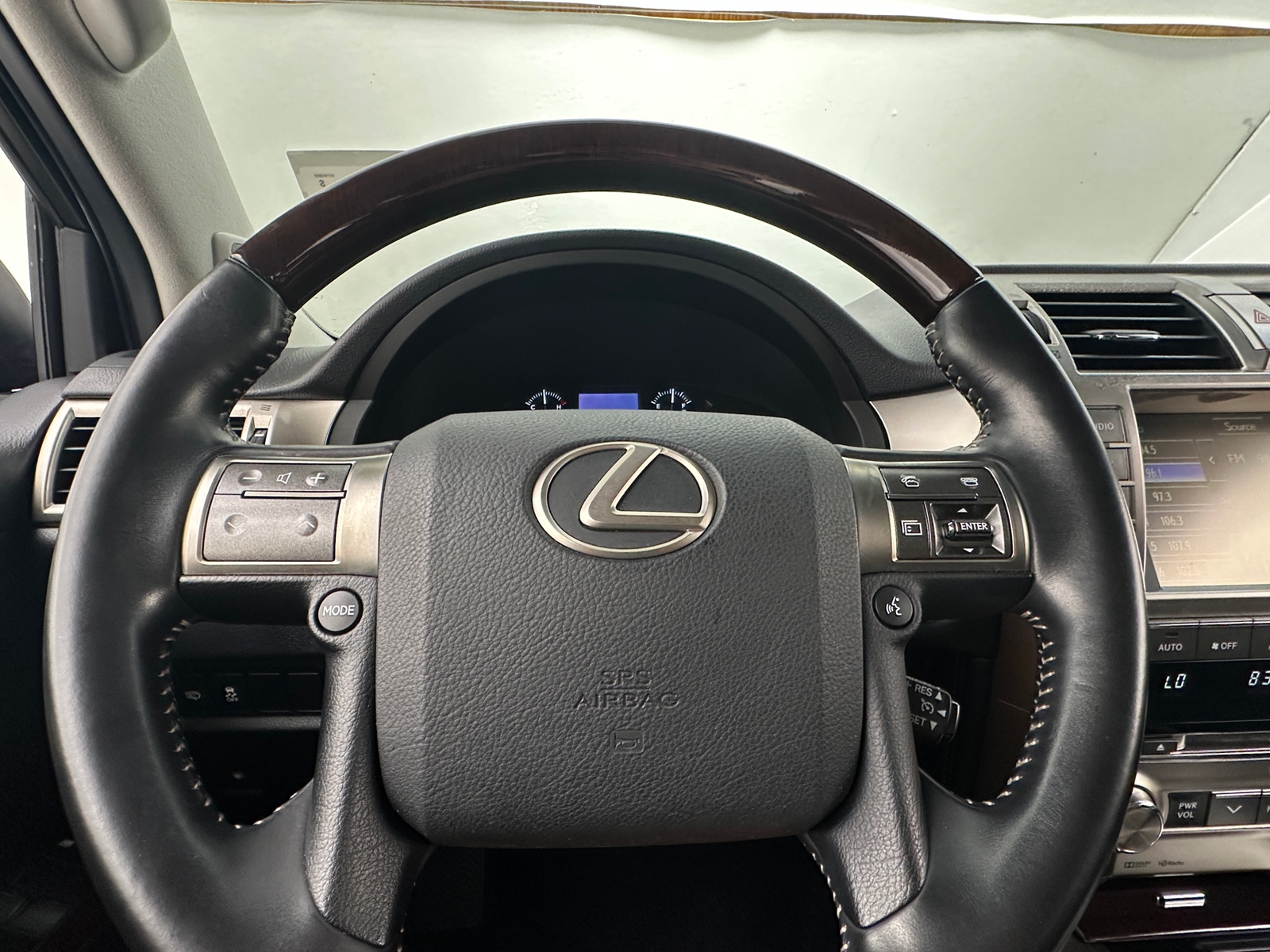 Thumbnail: 2019 Lexus GX - 4
