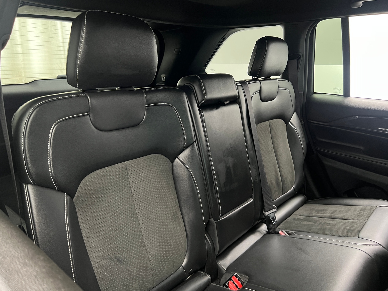 Thumbnail: 2022 Jeep Grand Cherokee - 5