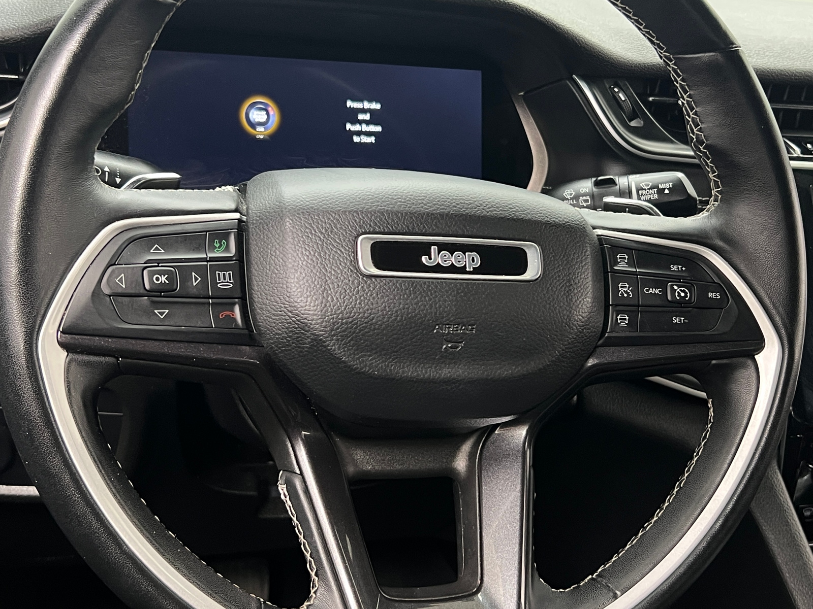 Thumbnail: 2022 Jeep Grand Cherokee - 4