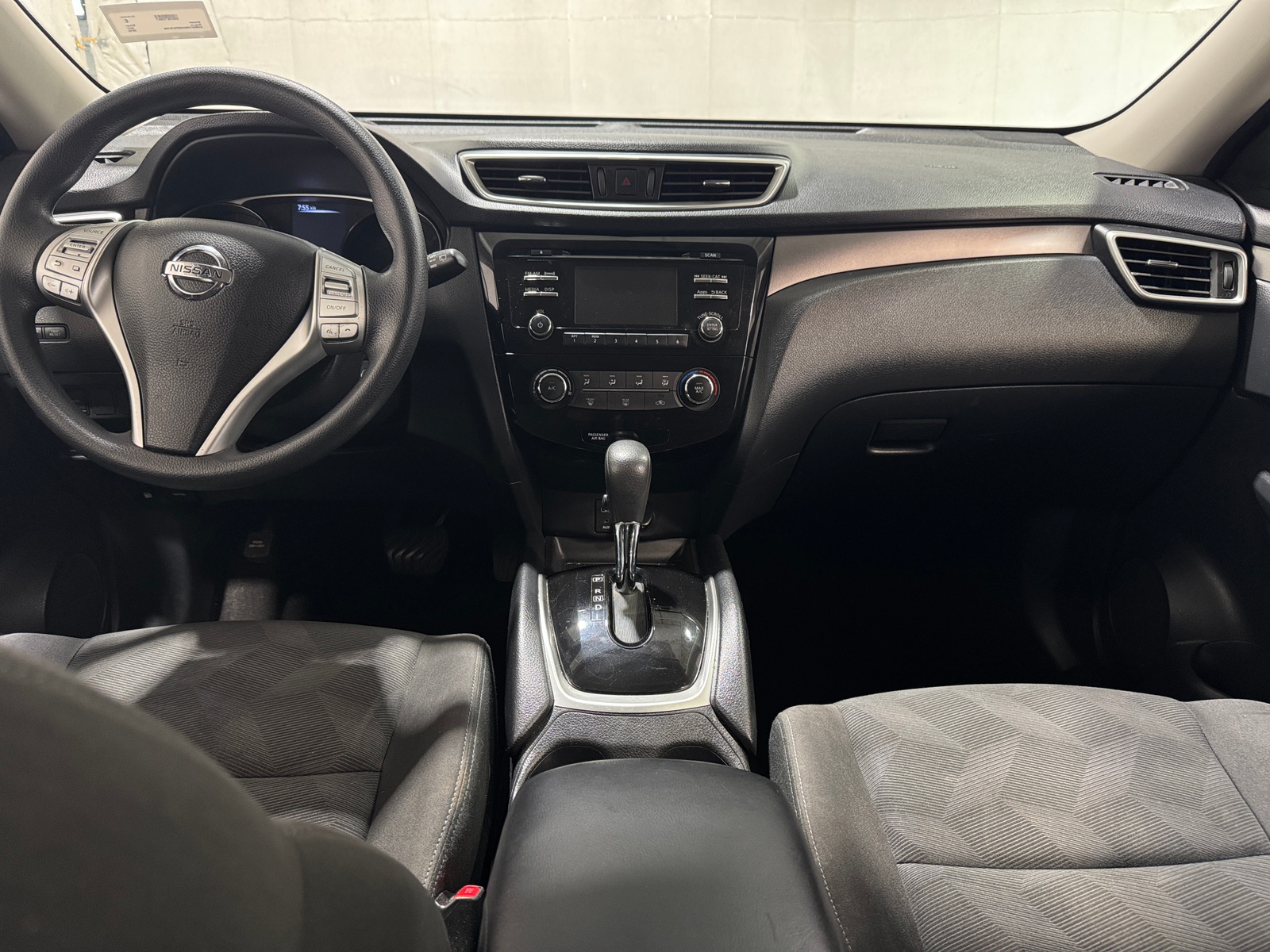 Thumbnail: 2016 Nissan Rogue - 3