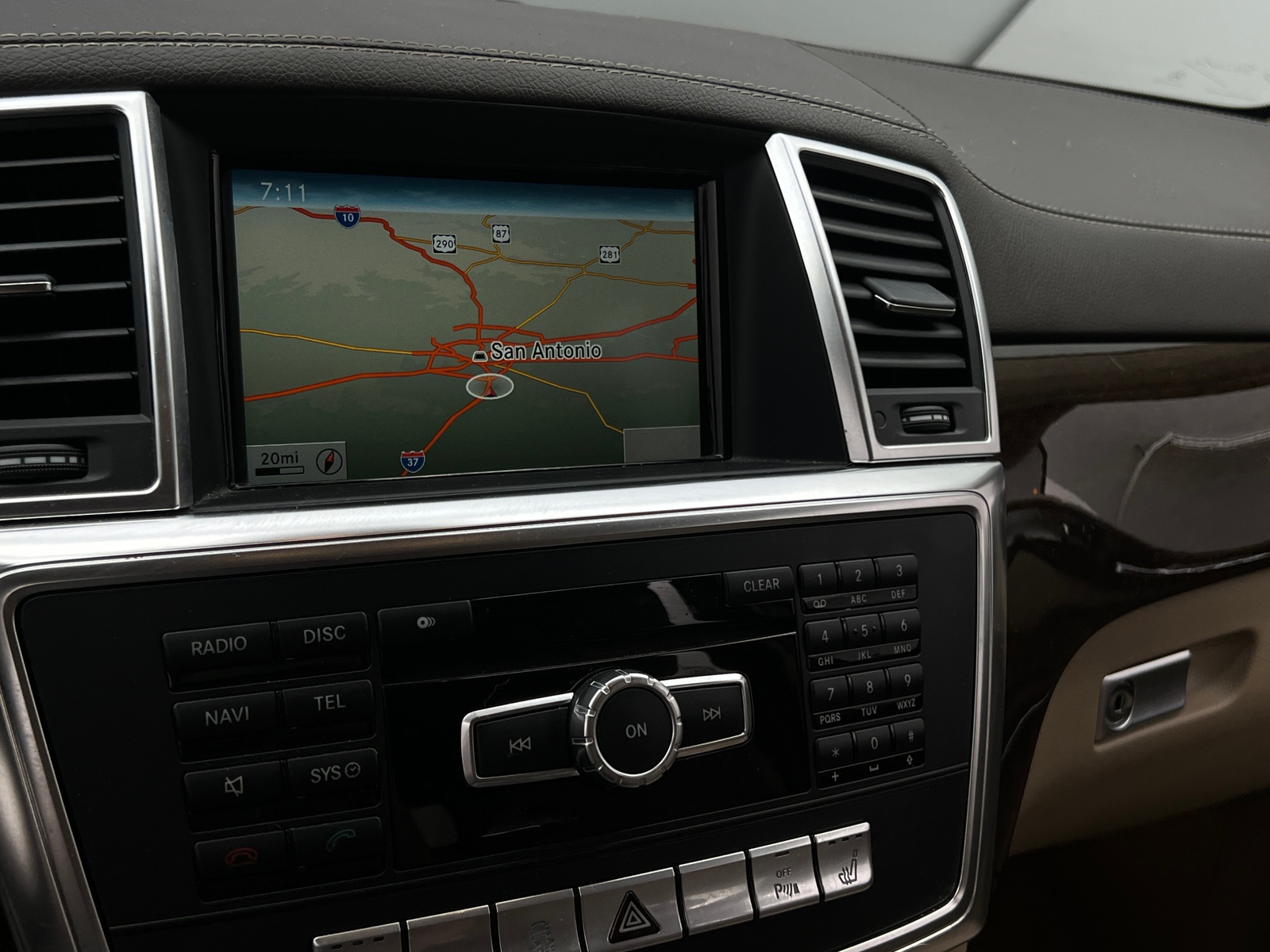 Thumbnail: 2014 Mercedes-Benz GL-Class - 3