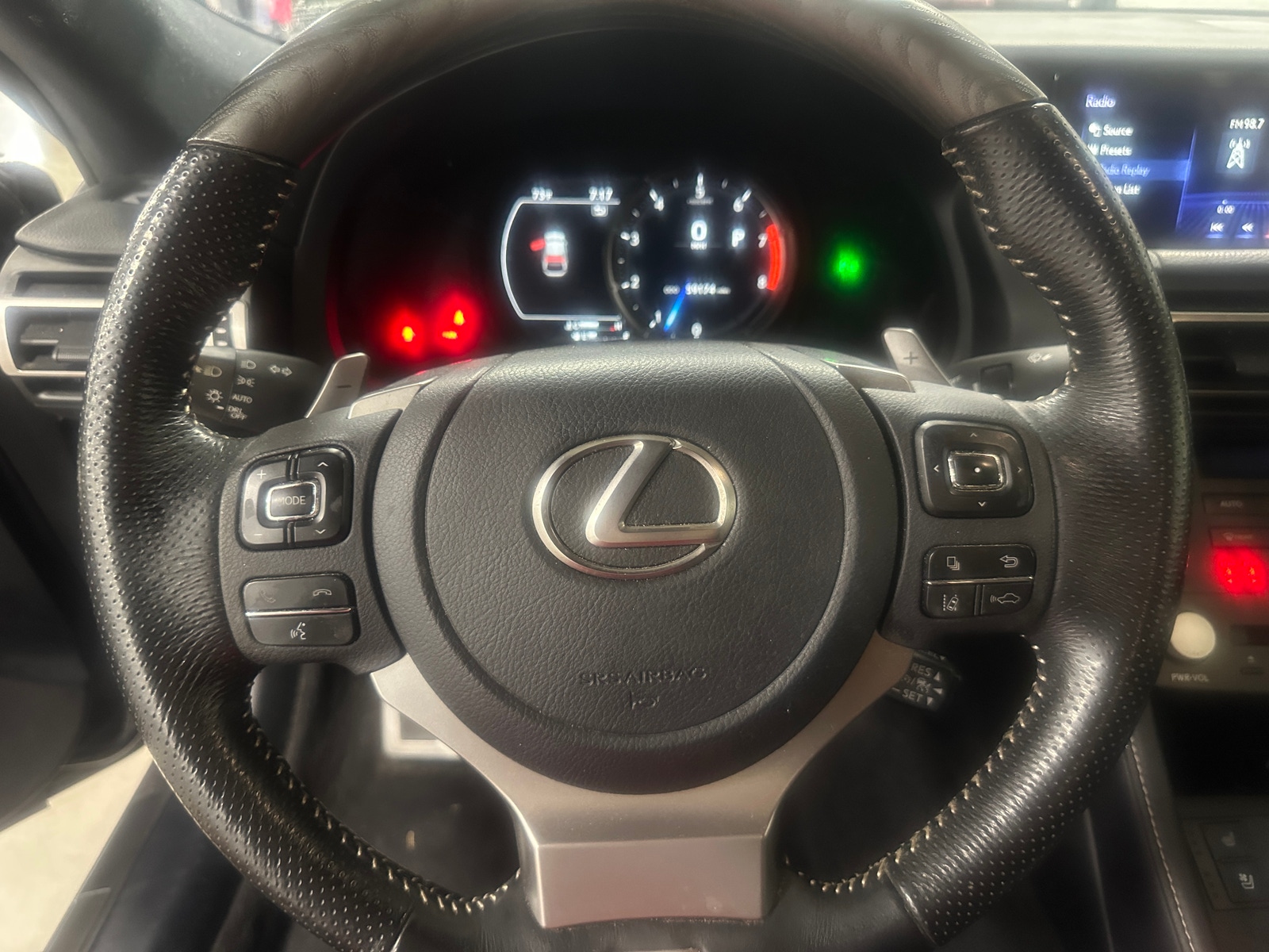 Thumbnail: 2021 Lexus RC - 3