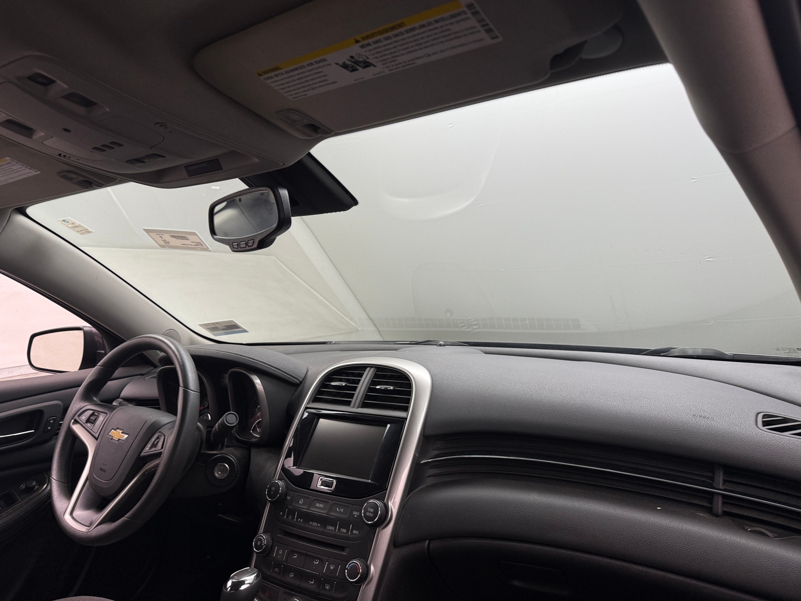 Thumbnail: 2015 Chevrolet Malibu - 3