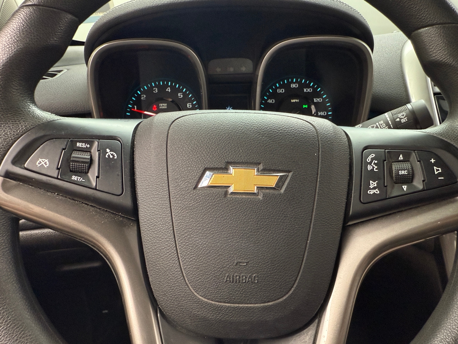 Thumbnail: 2015 Chevrolet Malibu - 5
