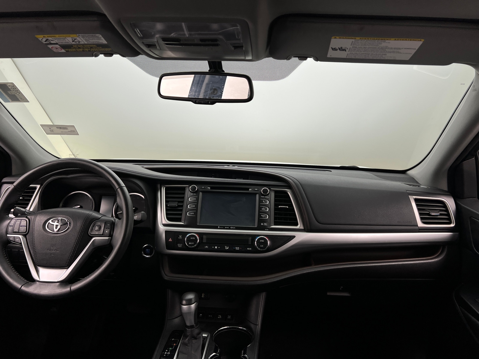Thumbnail: 2016 Toyota Highlander - 2