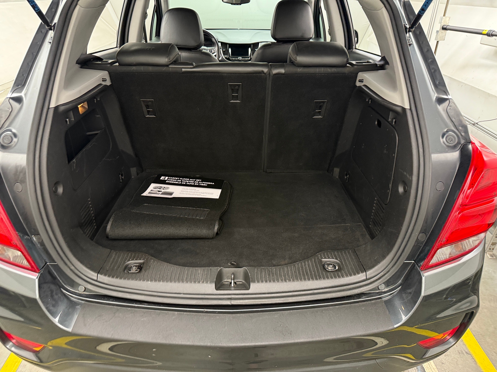 Thumbnail: 2018 Chevrolet Trax - 7
