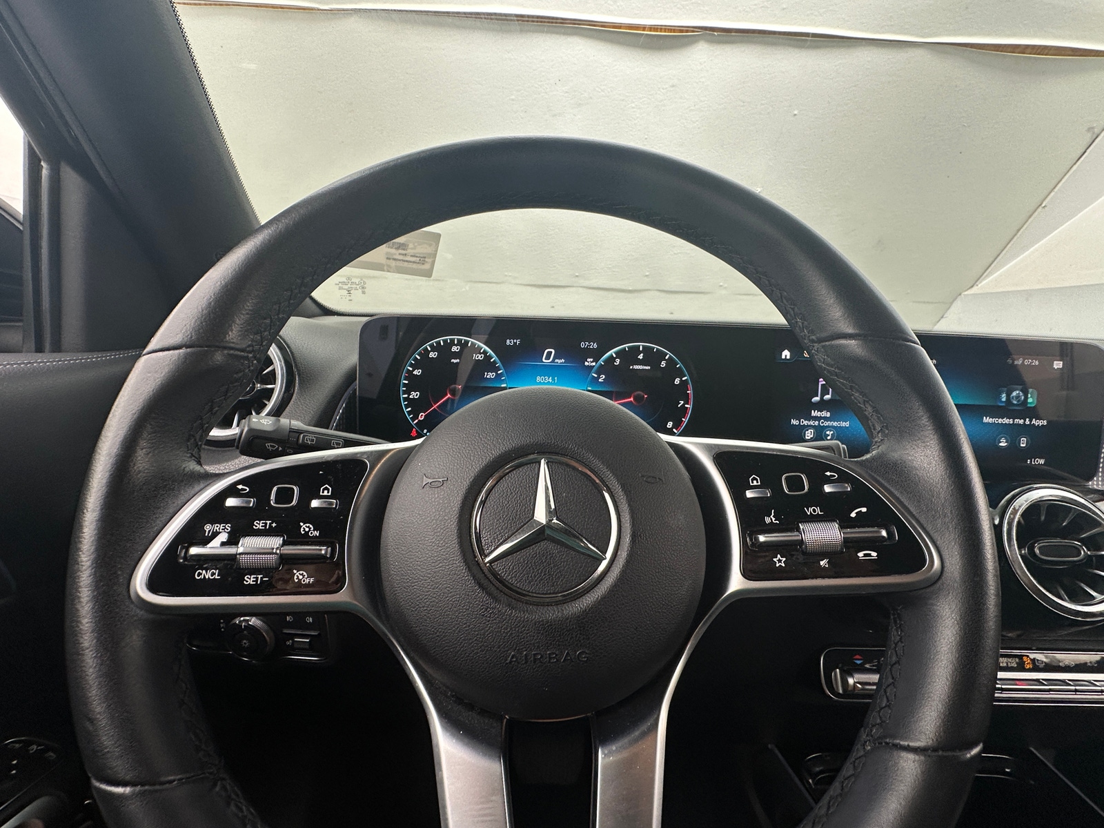 Thumbnail: 2023 Mercedes-Benz GLB - 4