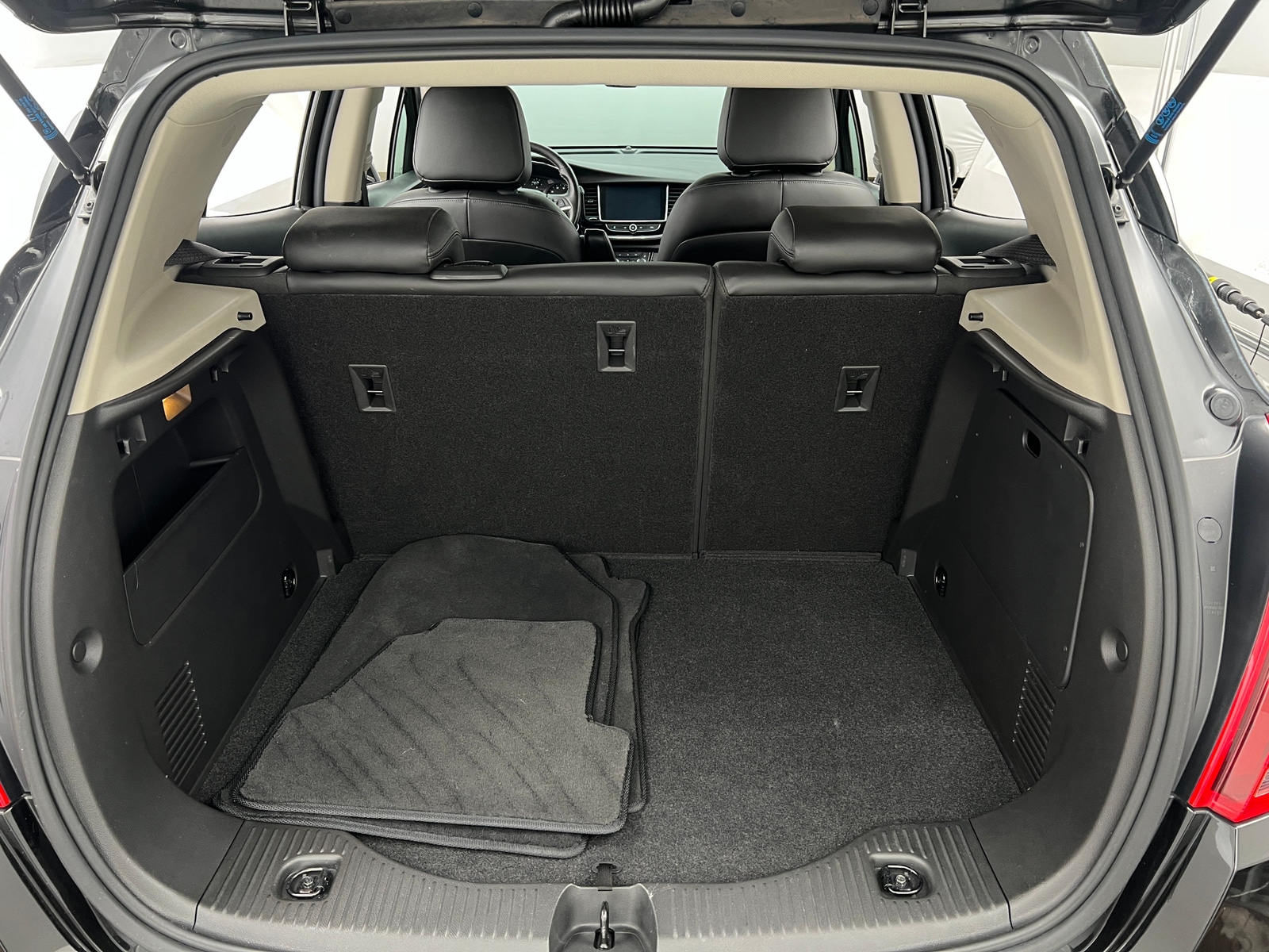 Thumbnail: 2019 Buick Encore - 6