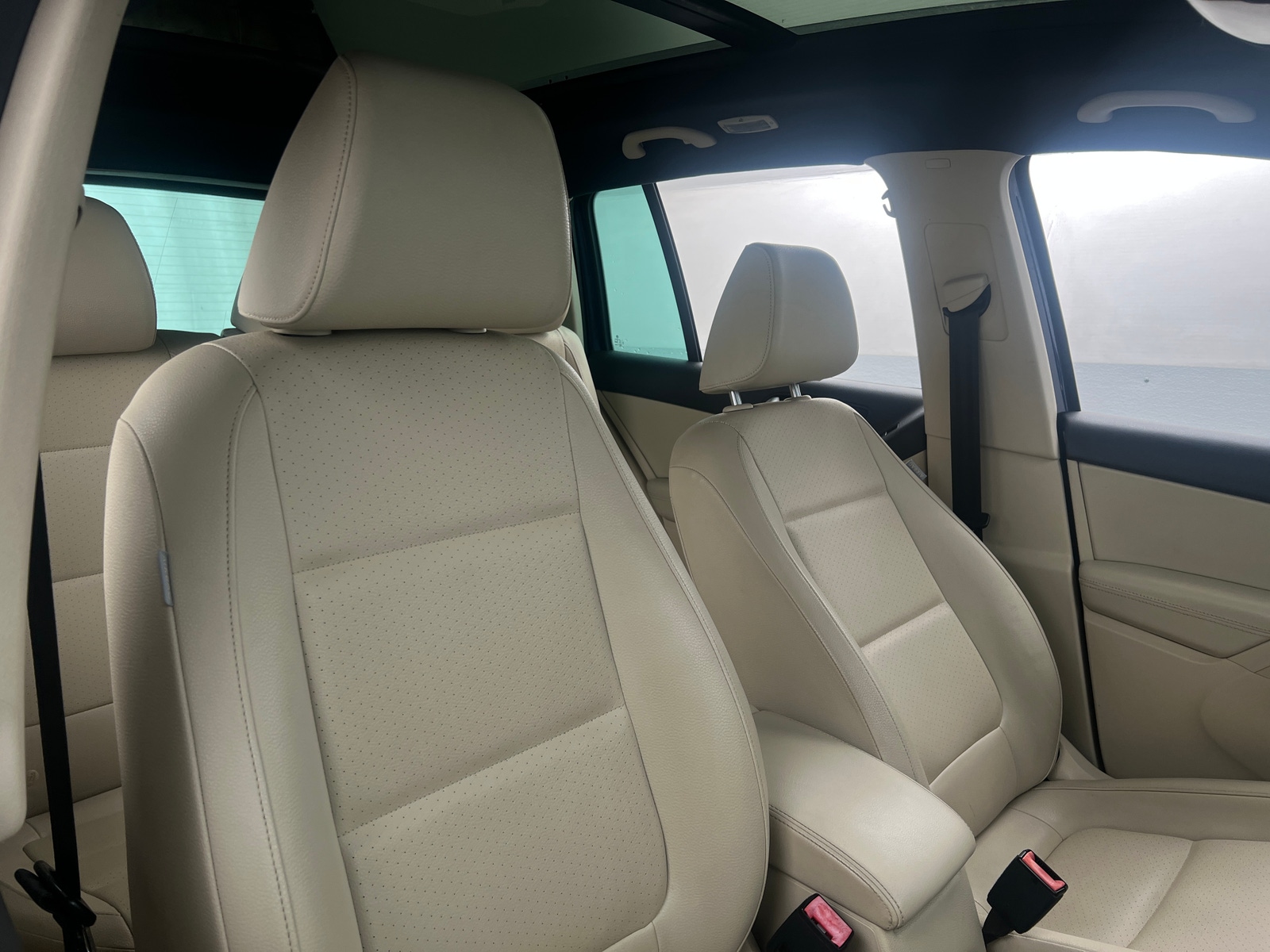 Thumbnail: 2015 Volkswagen Tiguan - 2