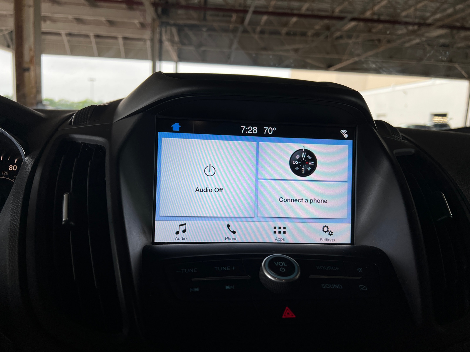 Thumbnail: 2019 Ford Escape - 3
