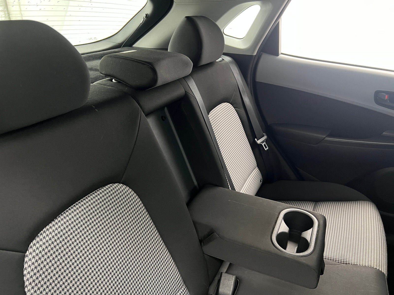 Thumbnail: 2020 Hyundai Kona - 6